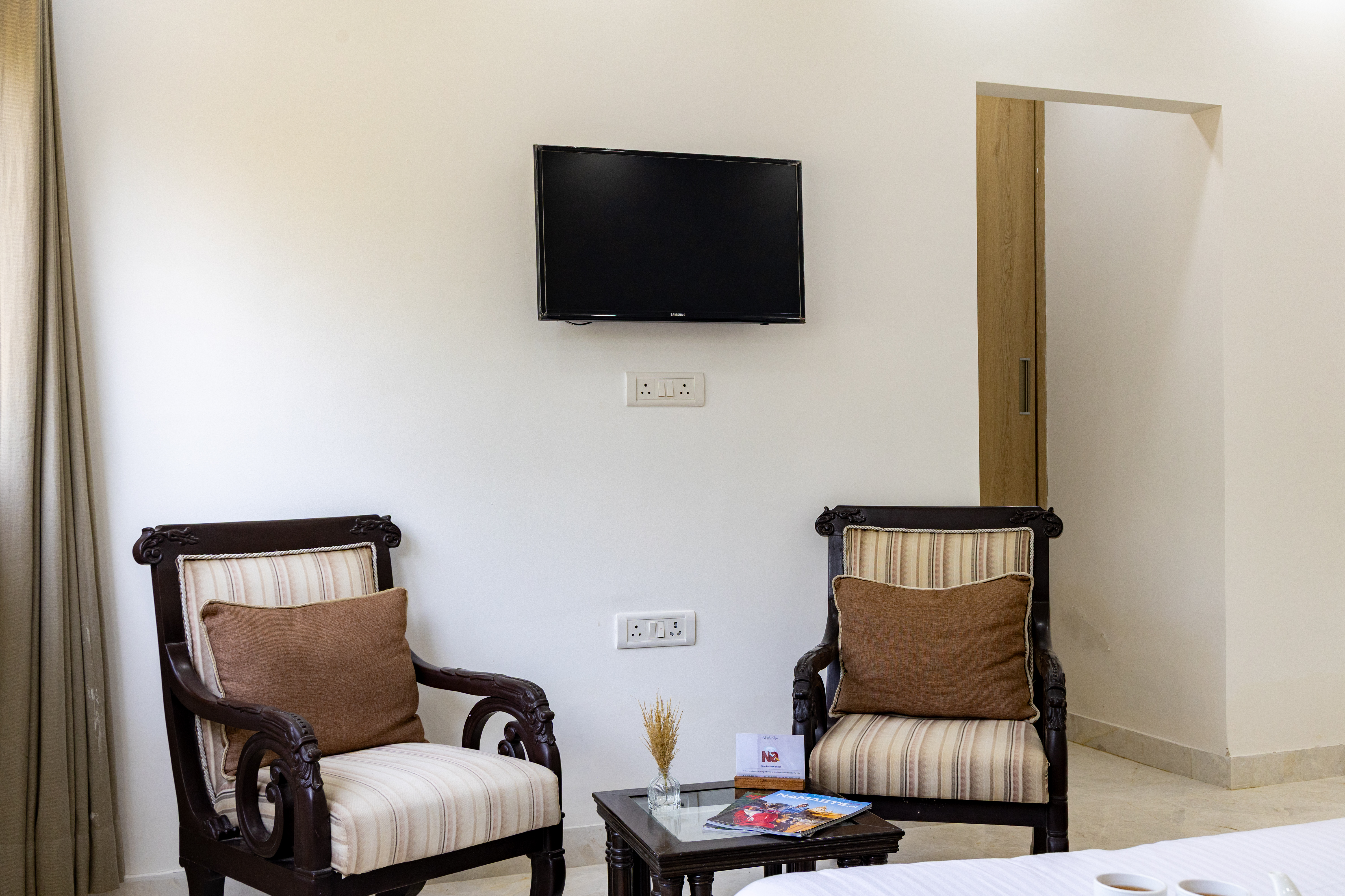 Ratikara Ullaas | 2-BHK with Private Pool, Lounge Space, Pool table & Lawn — photo 10