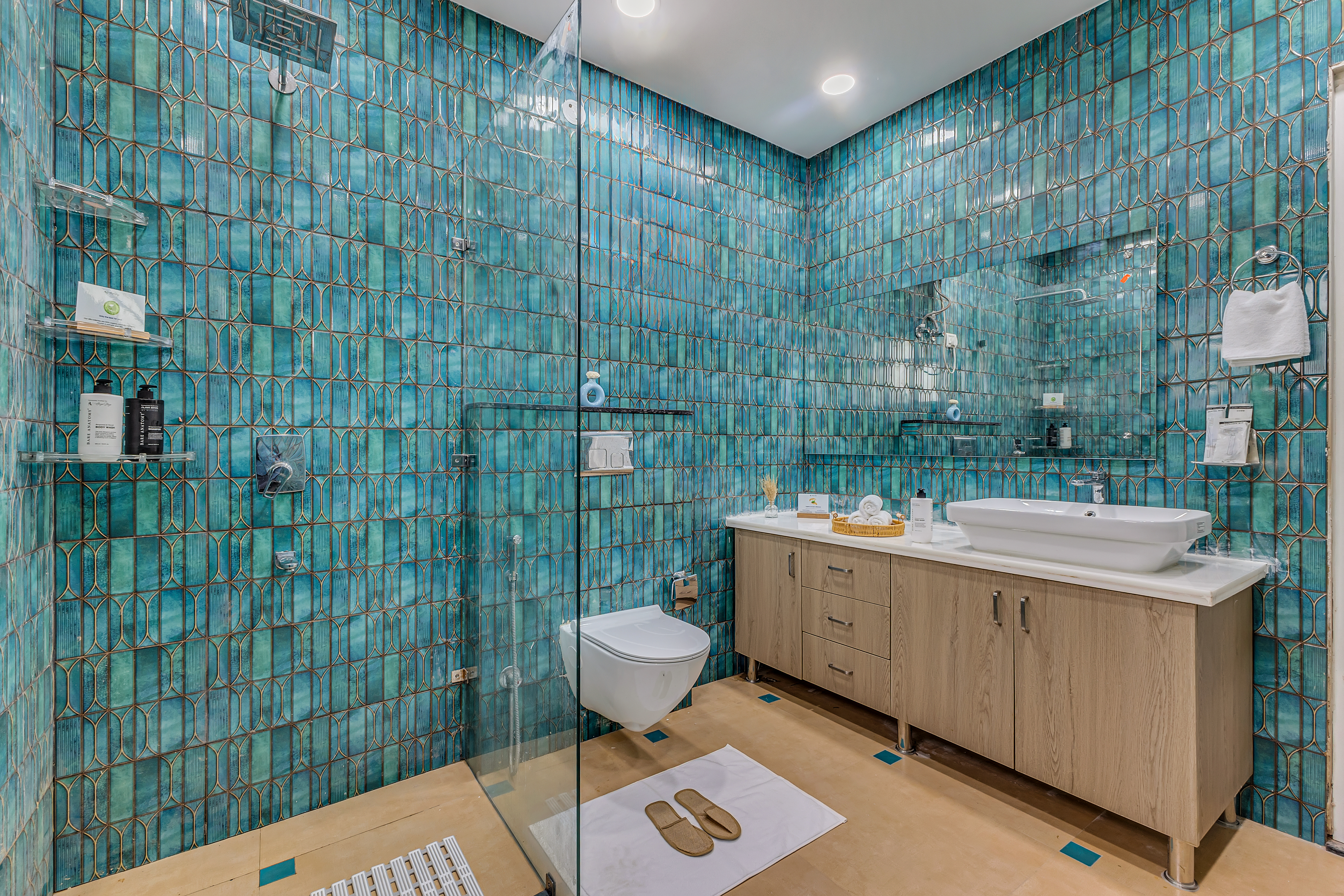 Ratikara Ullaas | 2-BHK with Private Pool, Lounge Space, Pool table & Lawn — photo 11