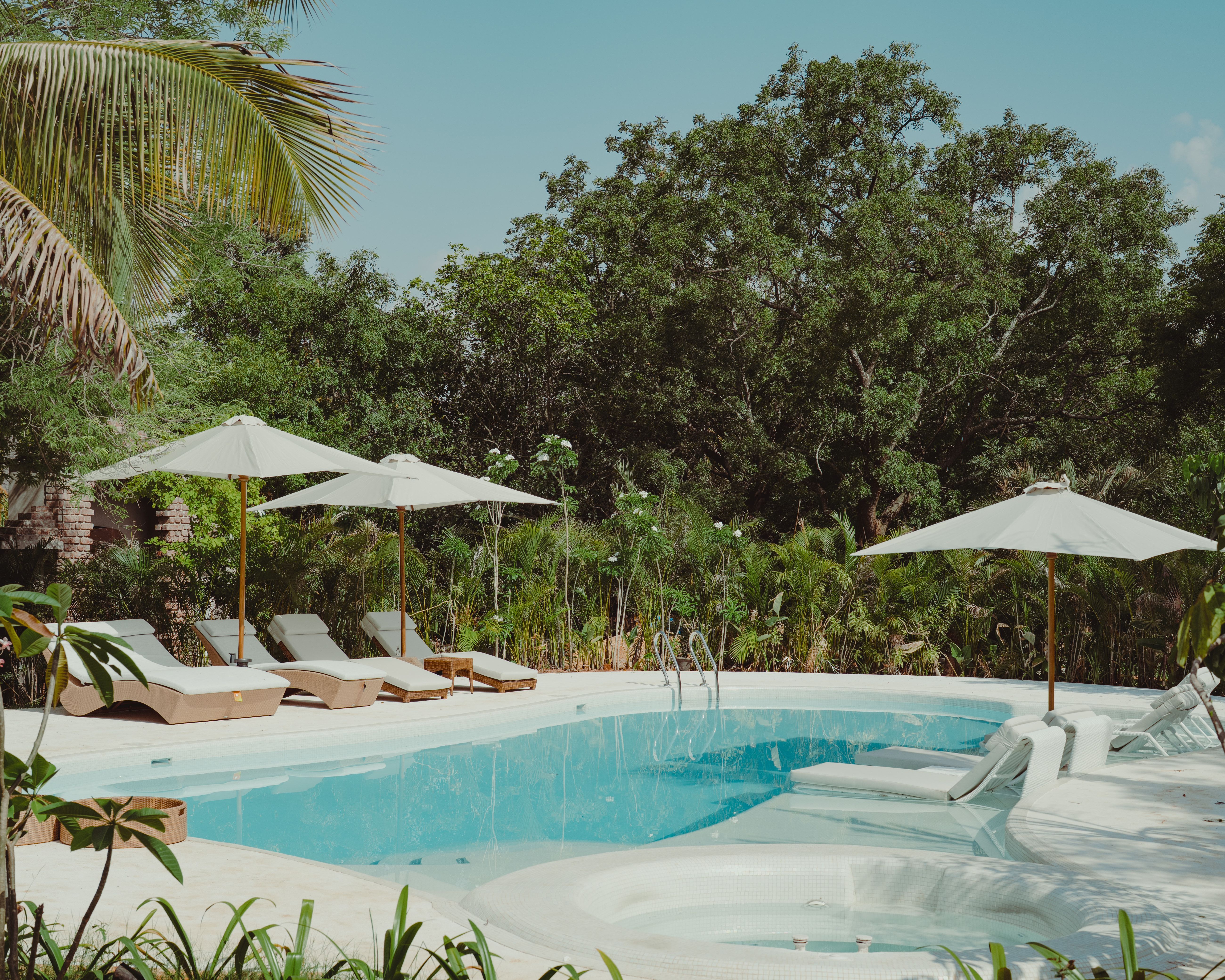Bali Bay Saung | 1 Earthy Fibre-Clad Tent with a Shared Pool, Jacuzzi, Lounges & Firepits — photo 3
