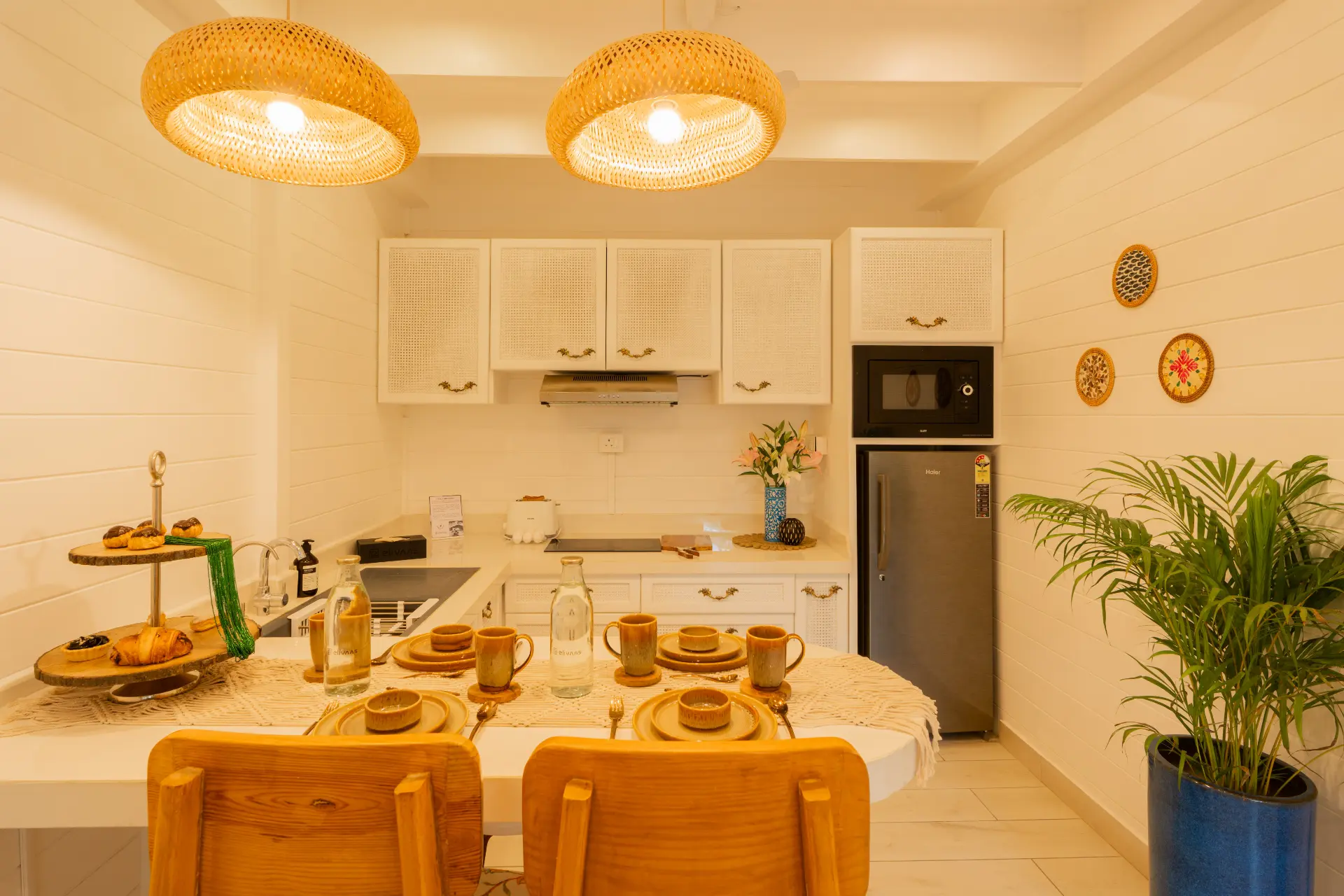 House of Neptune | 1-BHK Cottage | 10 mtrs from Ashwem Beach — photo 3