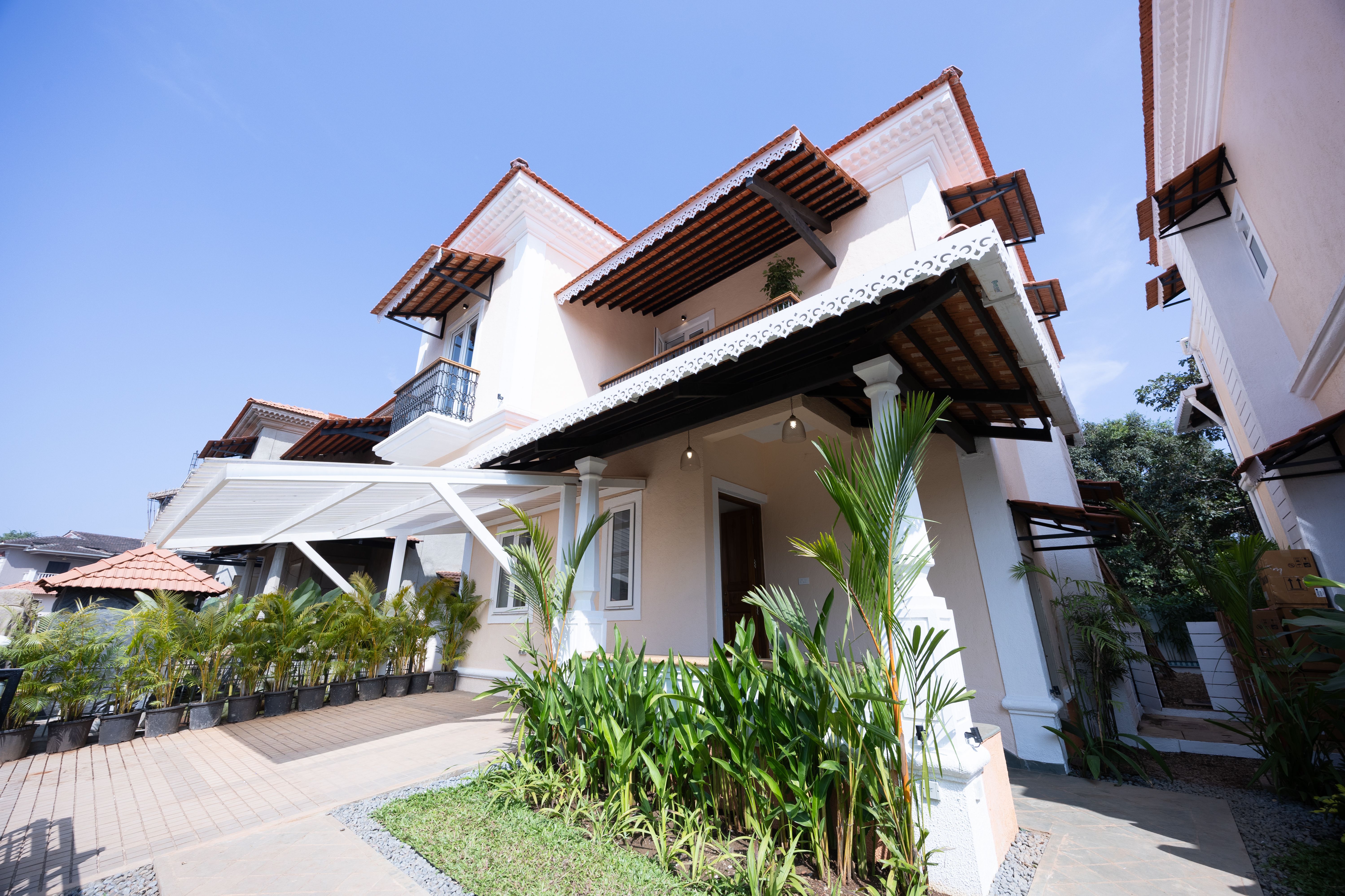 Cygnus | 4-BHK Villa With Private Pool | Close to Siolim Sunset Point — photo 8