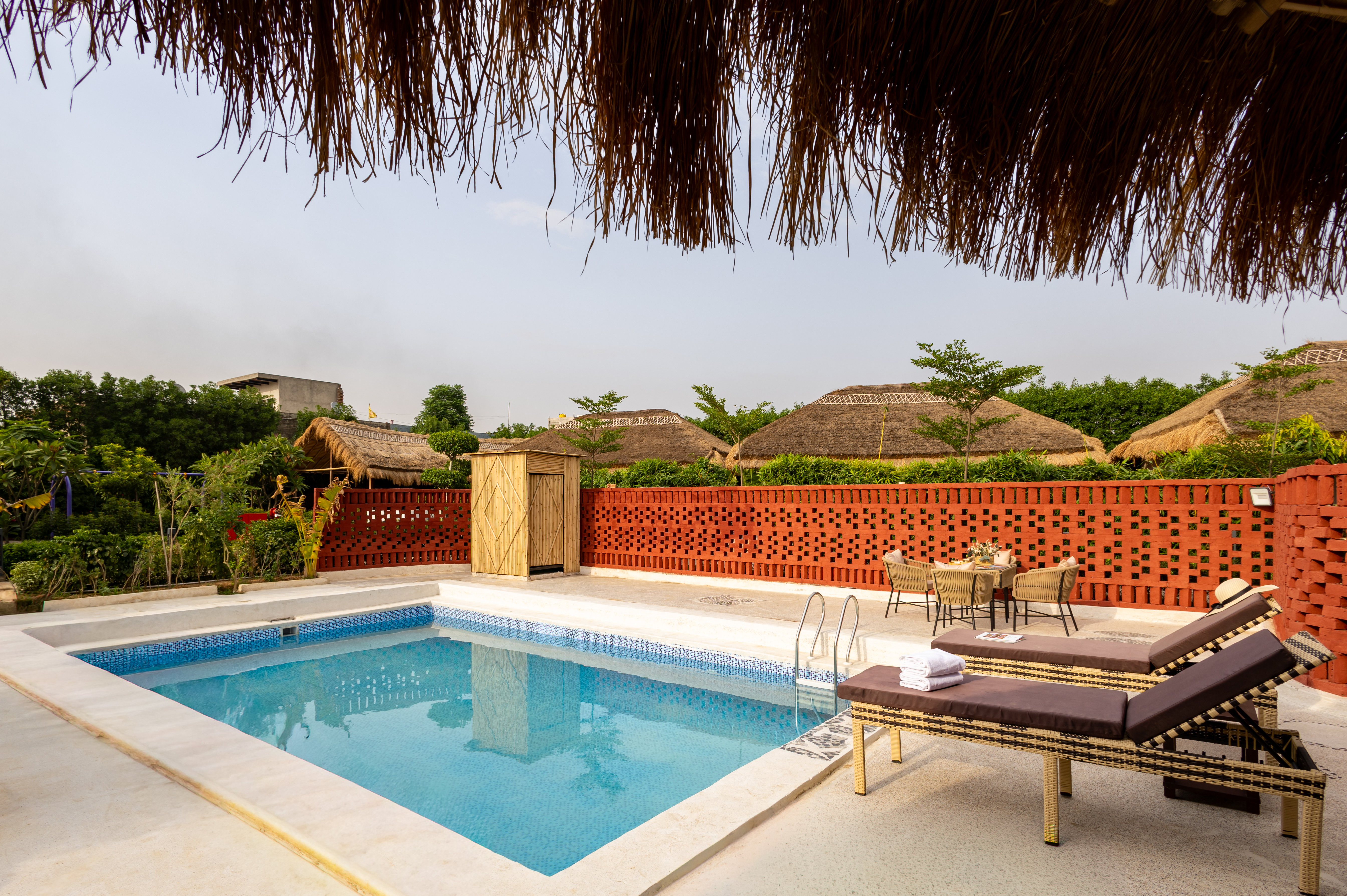 Kimaya Azora | Luxe Suite with Private Plunge Pool, Shared Pool, Restaurant, and Garden in Boutique Resort — photo 16