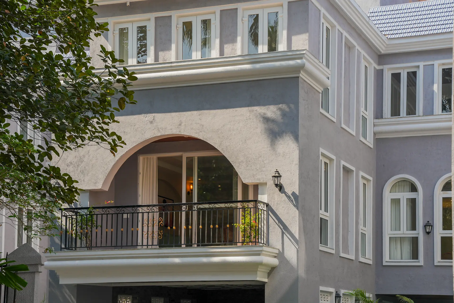 Solace Teal | Charming Pet-friendly 5-BHK Getaway With Private Pool | Grand Dining & 2 living spaces — photo 6