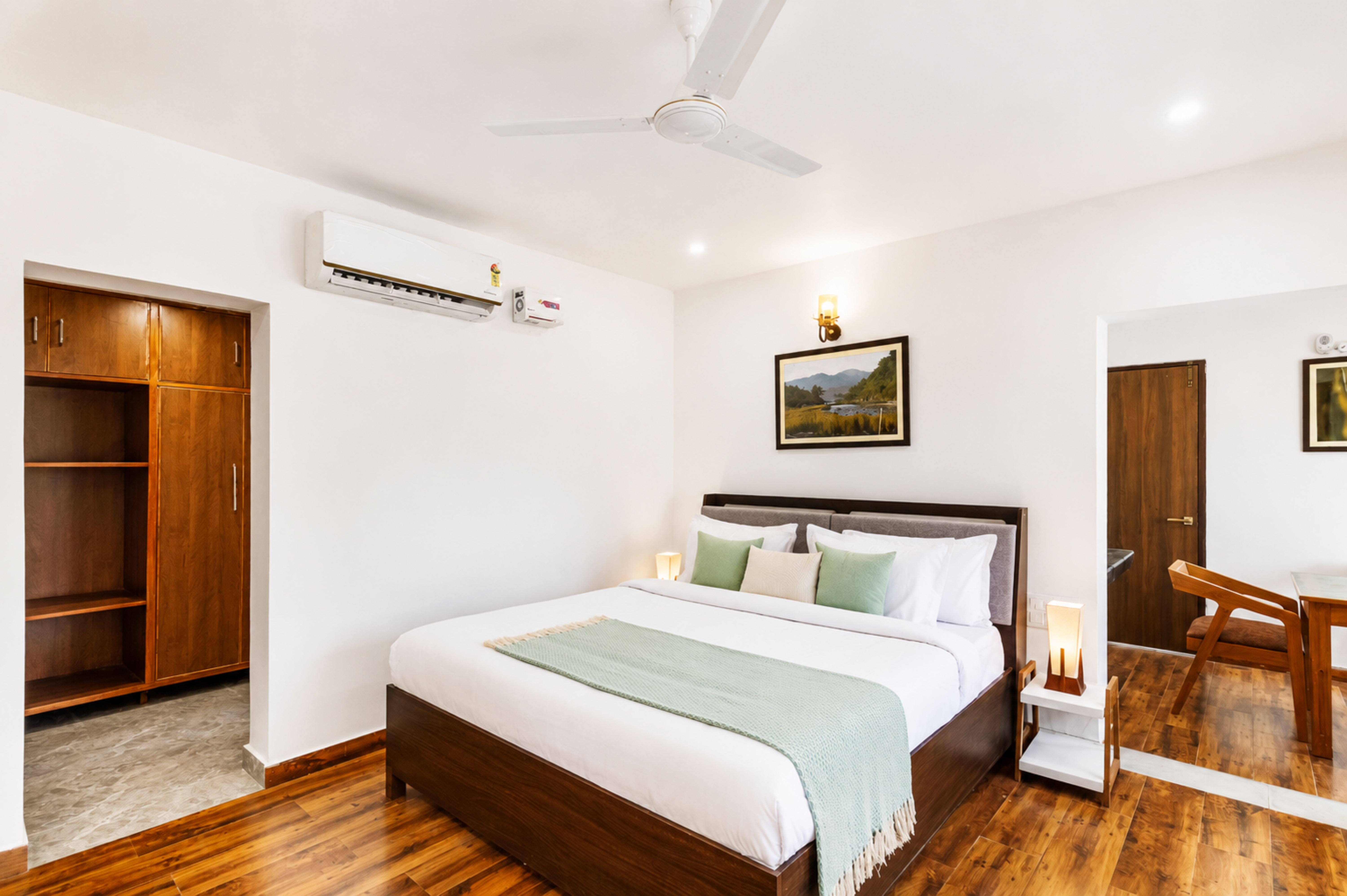 Dhela Jungle Retreat Pebble | Pet- Friendly Suite in a Mini Resort with Shared Pool Near Jhirna Safari Zone — photo 7