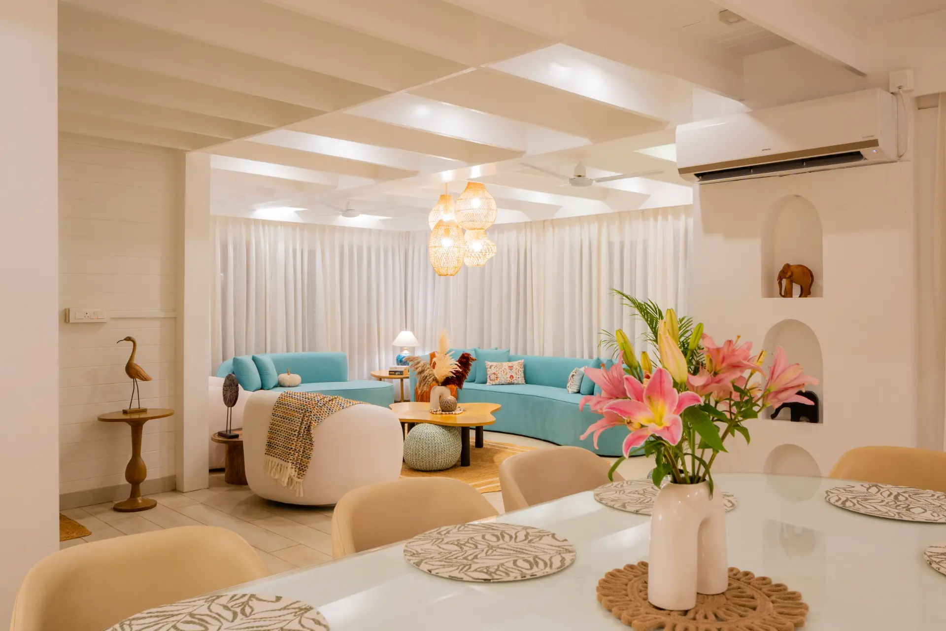 House of Neptune | 3-BHK Cottage with Gazebo & Bar | 10 mtrs from Ashwem Beach — photo 2