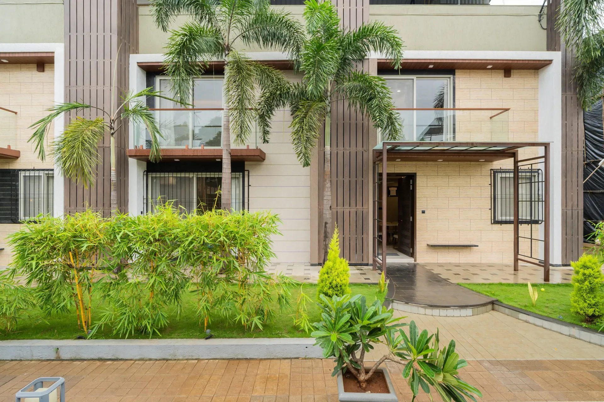 Imperial Mystara | 5-BHK with Common Pool & Garden — photo 4