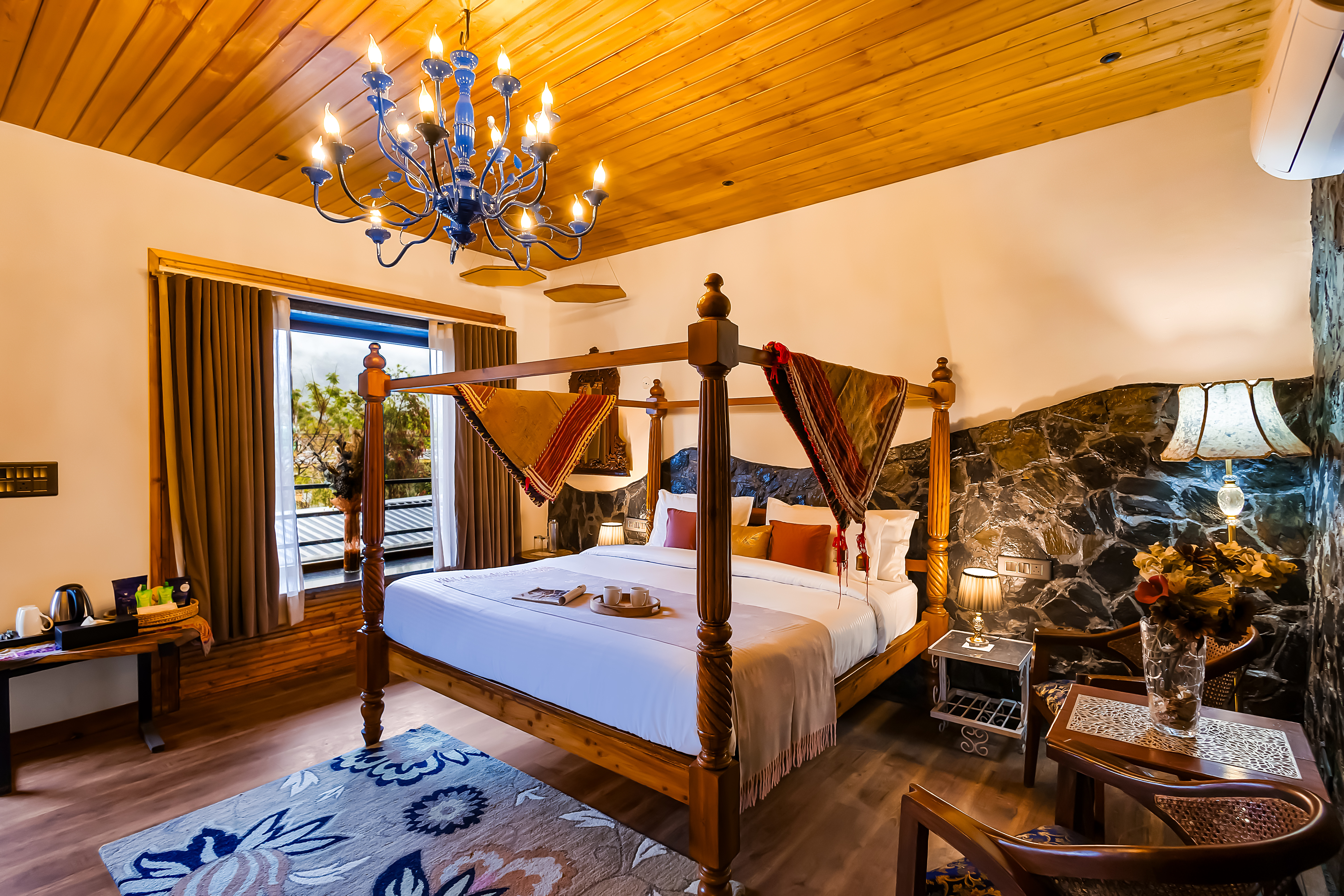 Zephyr Utopia | 1 Premium Room Featuring Shared Pool, Gym & Restaurant With Hill Views — photo 24
