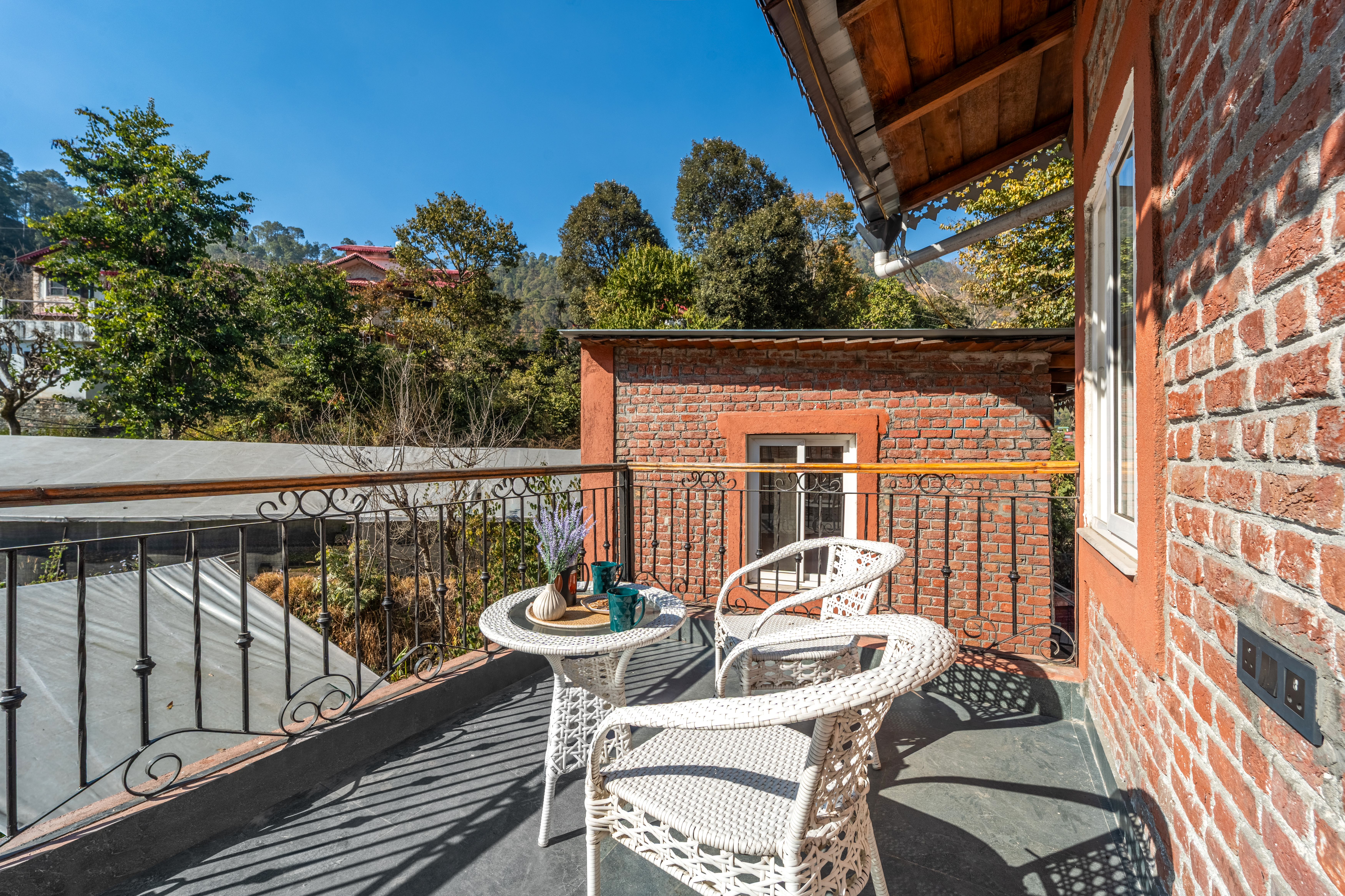 Casa Gaula | 4-BHK Cottage with Lawn and Outdoor Sit-Out | 20 mins away from Bhimtal Lake | Pet-friendly — photo 20