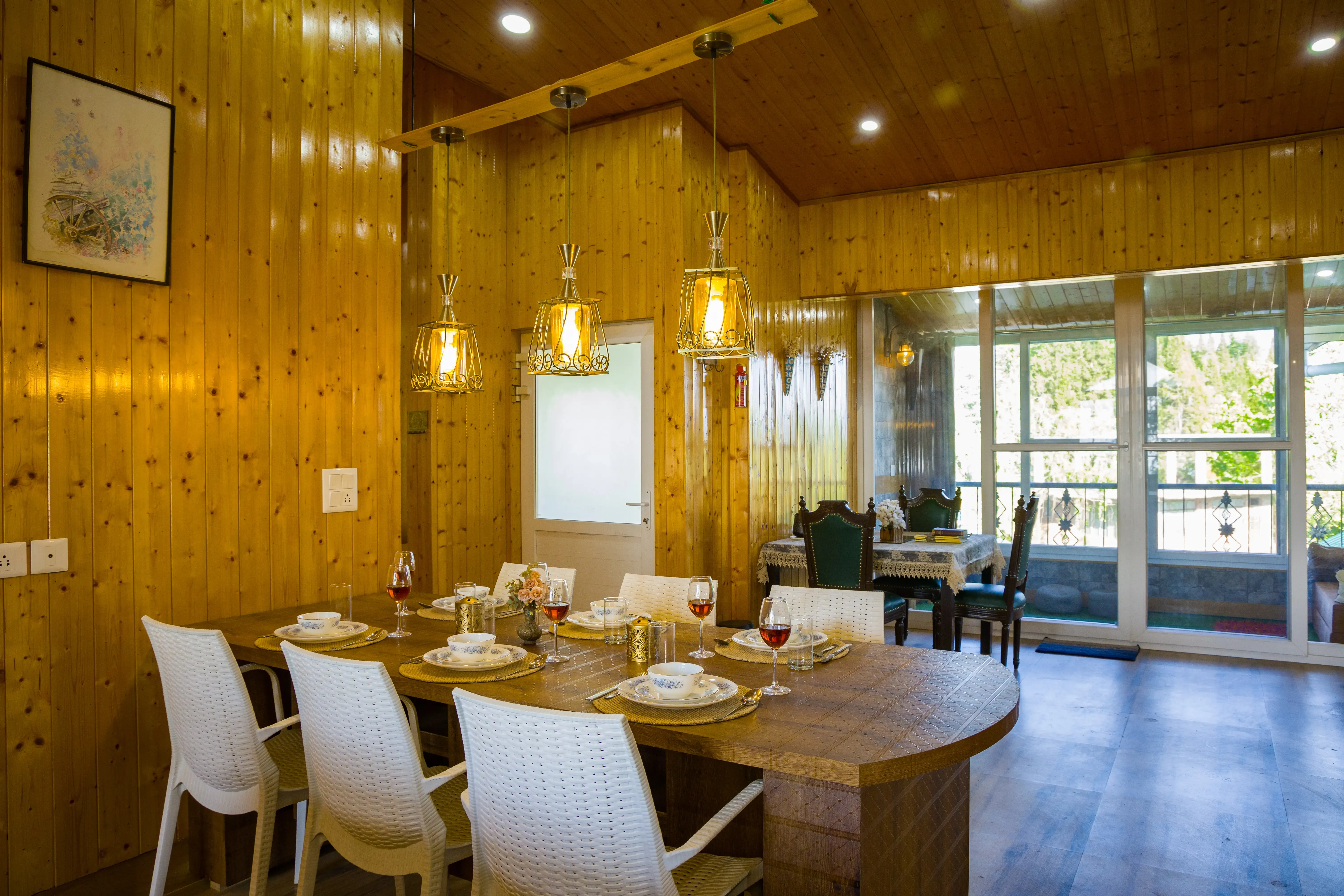 Hill Top Farmstead | Heritage 3-BHK English-Style Villa With Balcony, Gazebo & Stunning Hill Views — photo 17