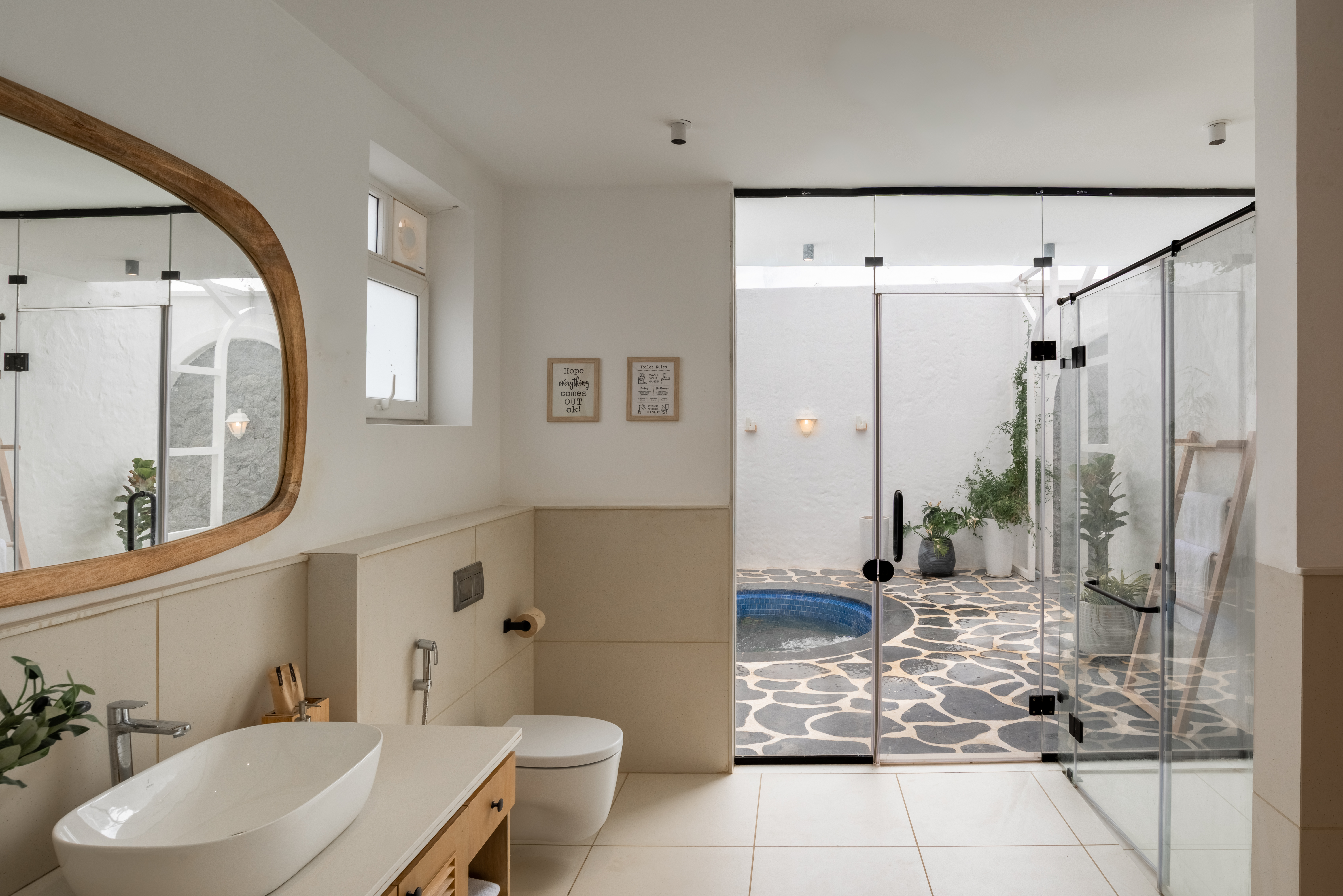 Casa Santorini | French-Style 2-BHK Villa with Private Swimming Pool, Water Slide, Garden, Open Shower, Jacuzzi, Bathtub & Beach Views — photo 11