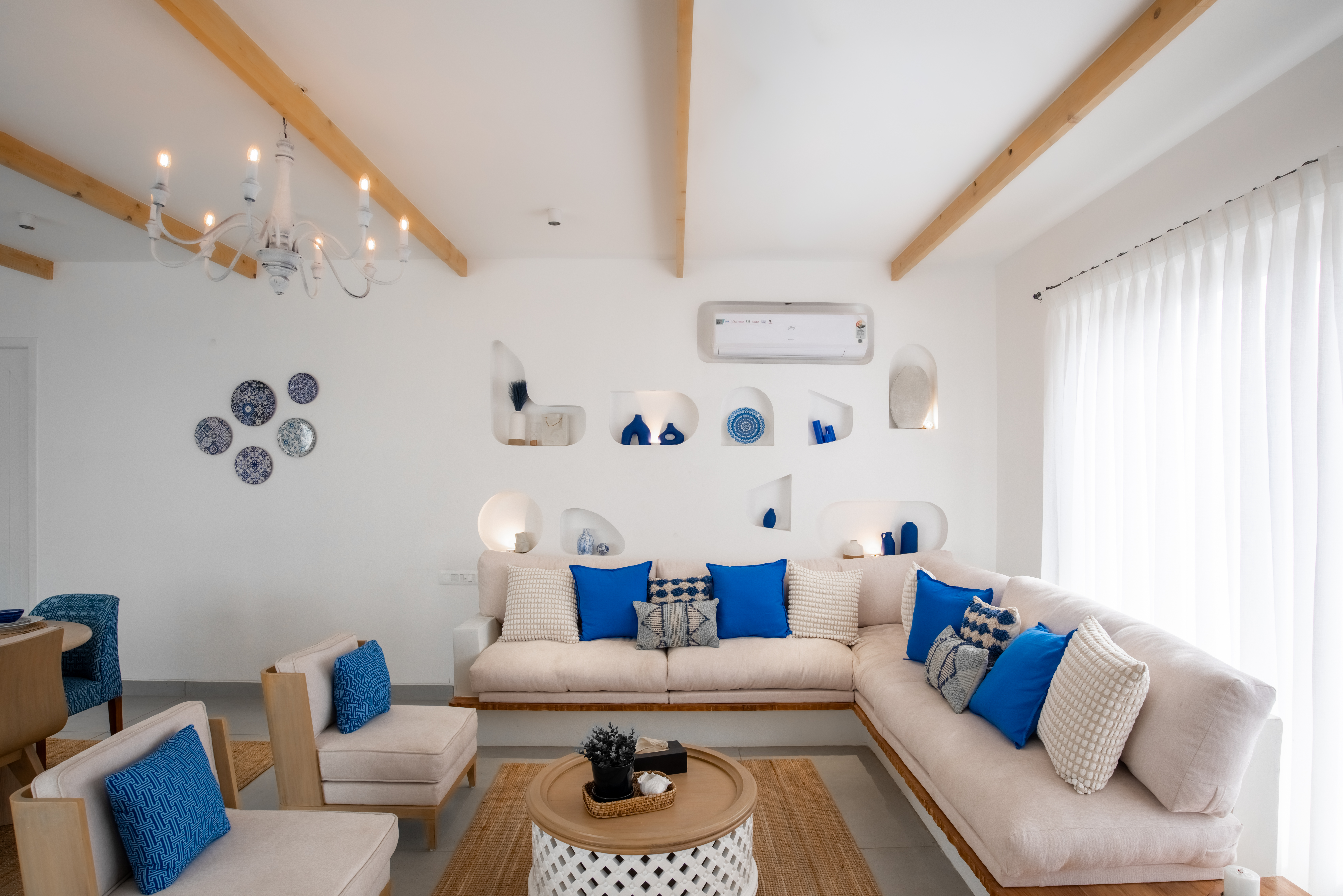 Casa Santorini | French-Style 2-BHK Villa with Private Swimming Pool, Water Slide, Garden, Open Shower, Jacuzzi, Bathtub & Beach Views — photo 2