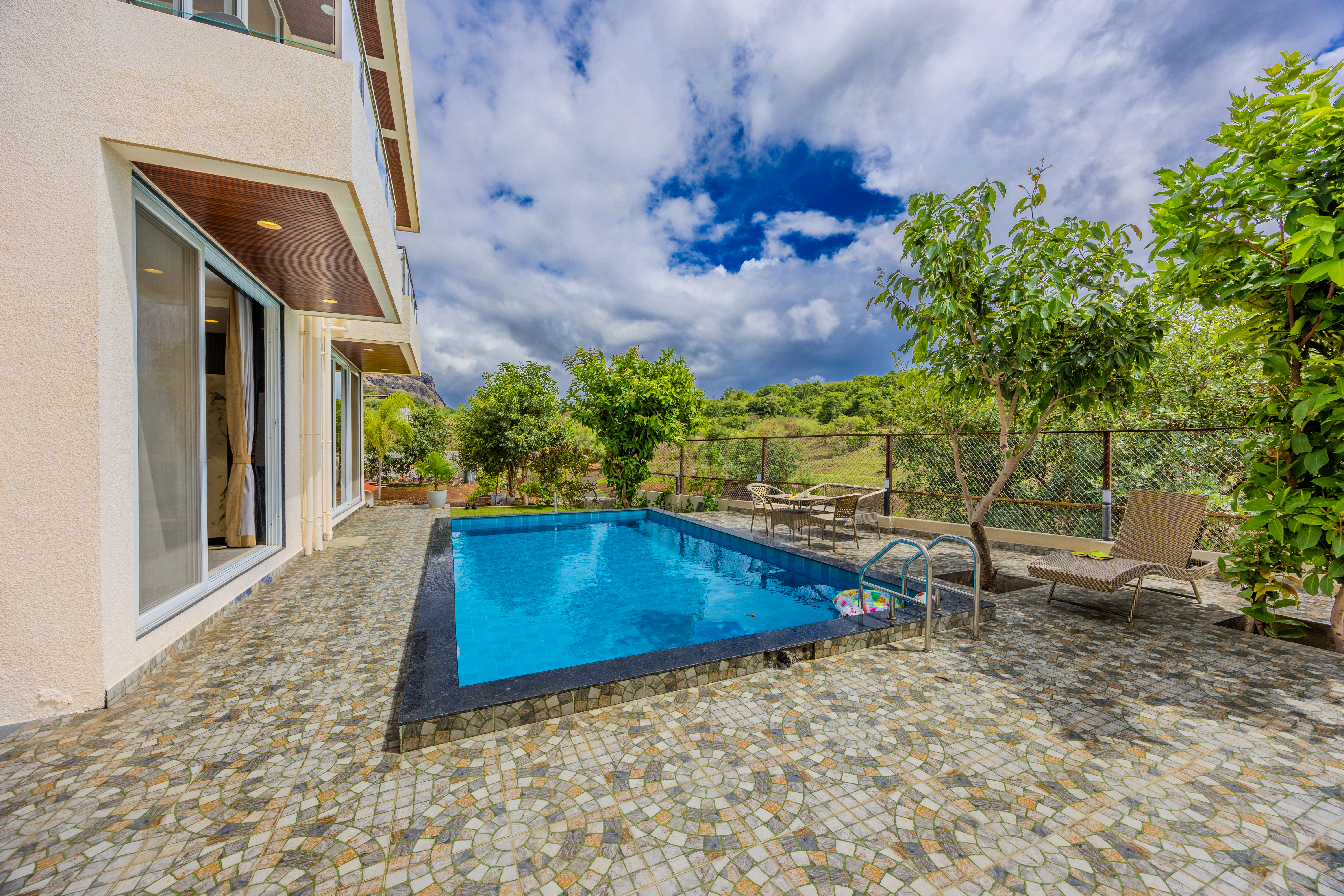 RK Villa | 4-BHK Hideaway with Private Pool, Sit-Out & 360° Panoramic Views, Close to Korigad Fort — photo 24