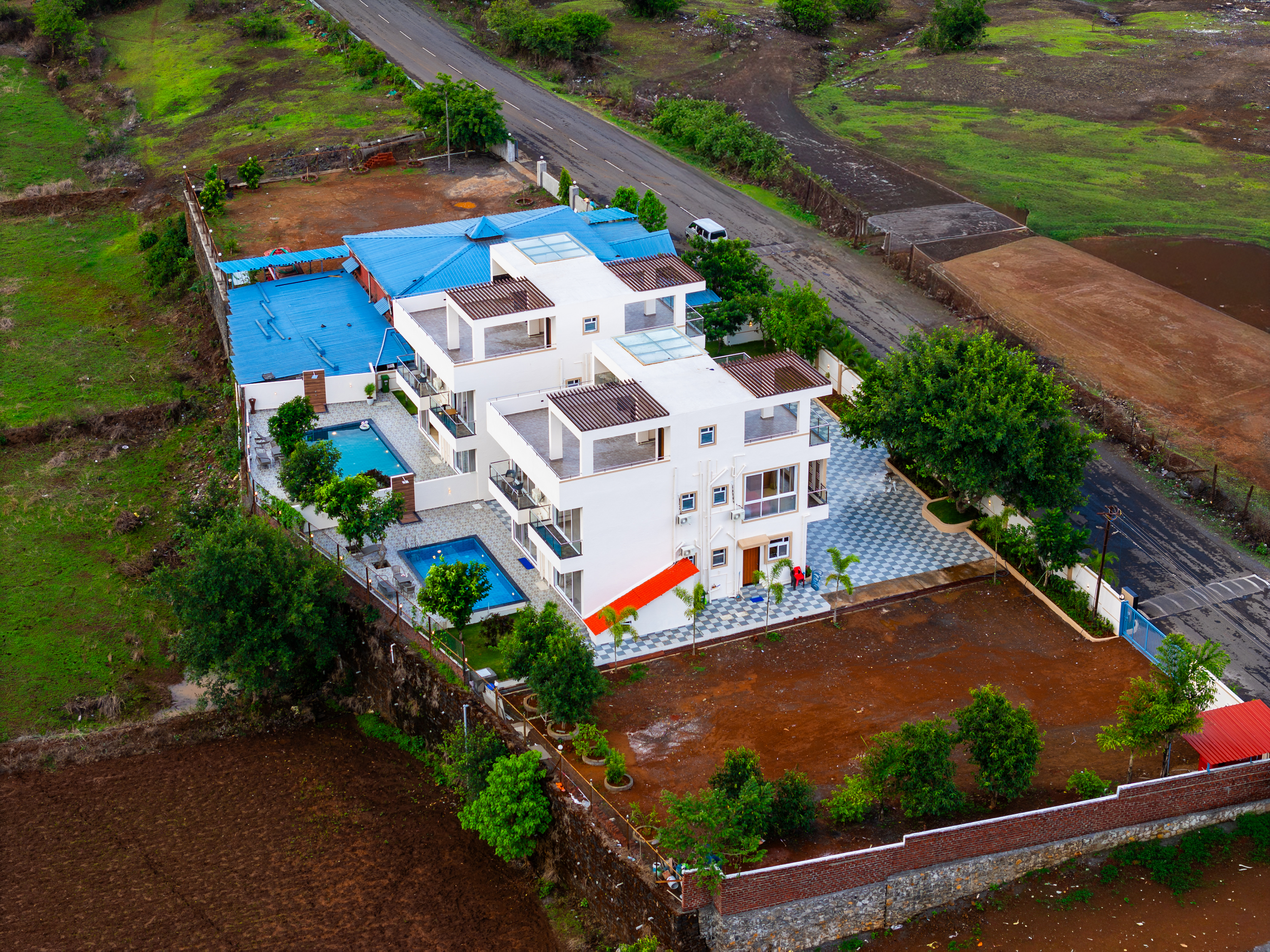 RK Villa | 4-BHK Hideaway with Private Pool, Sit-Out & 360° Panoramic Views, Close to Korigad Fort — photo 5