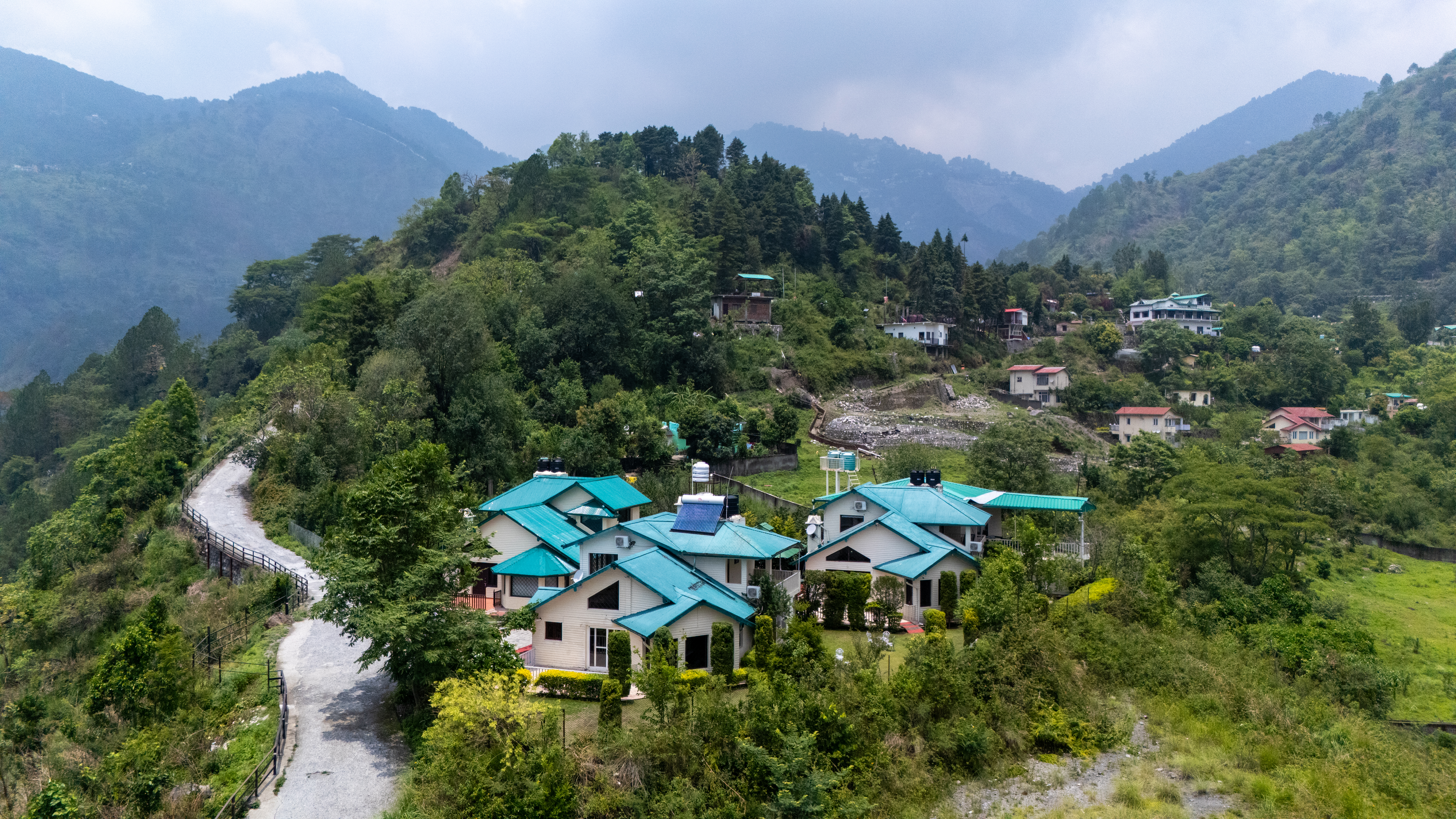 Karinya Villas Fennel | Hilltop 2-BHK Villa With Bathtub, Shared Gazebo & Garden — photo 29
