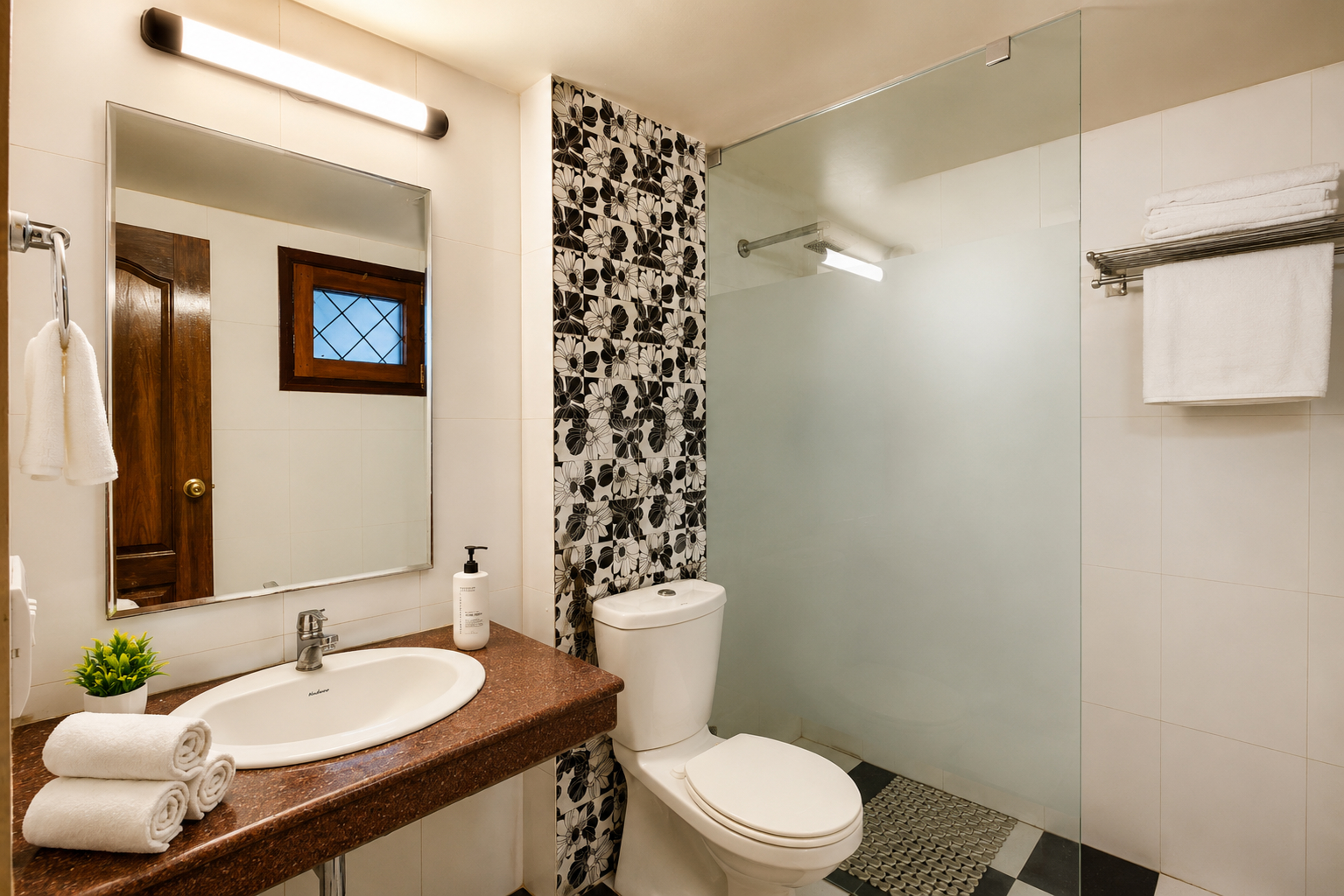 Karinya Villas Fennel | Hilltop 2-BHK Villa With Bathtub, Shared Gazebo & Garden — photo 9