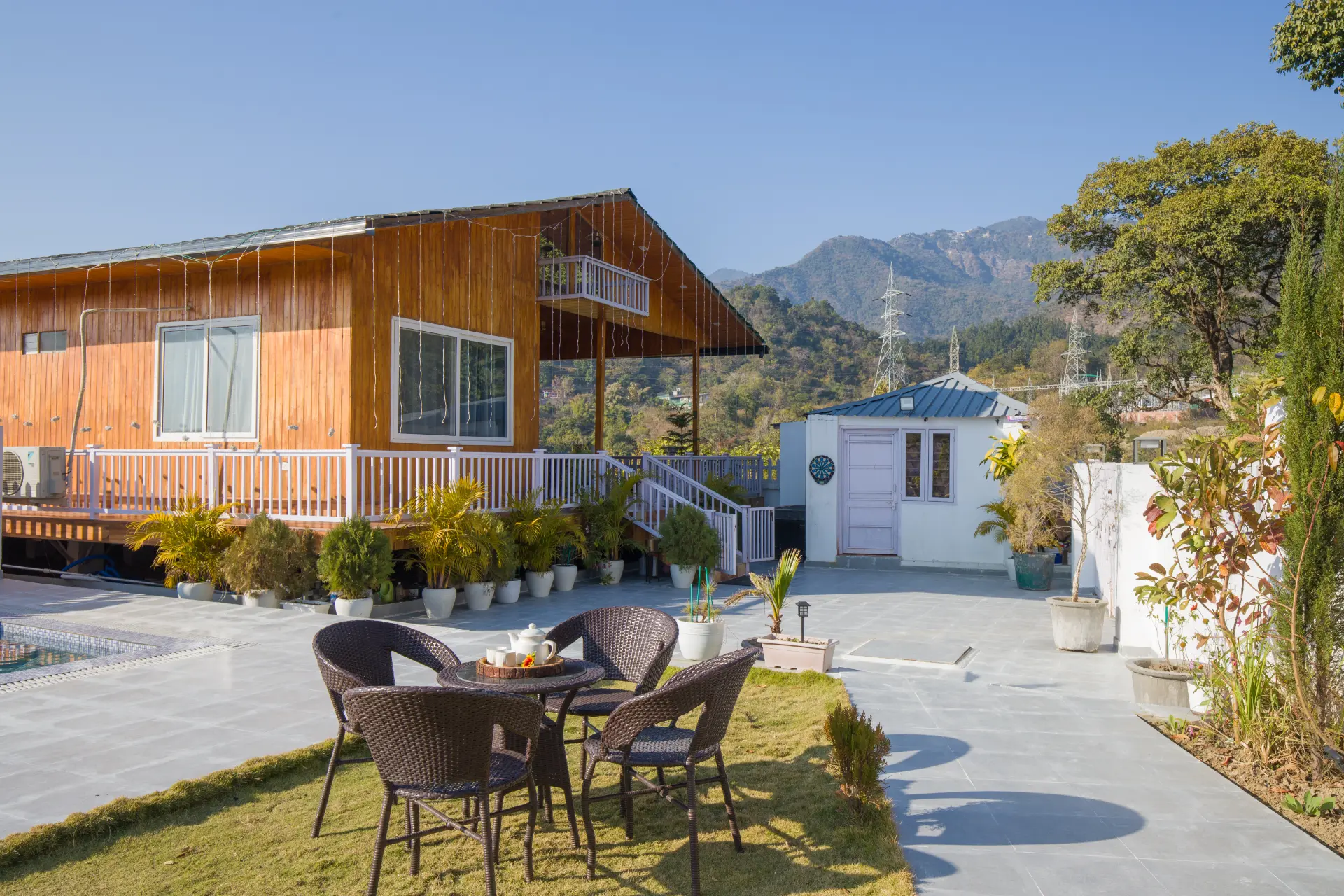 Baramasa | Pet-friendly 3-BHK Hill Retreat With Pool & Garden — photo 11