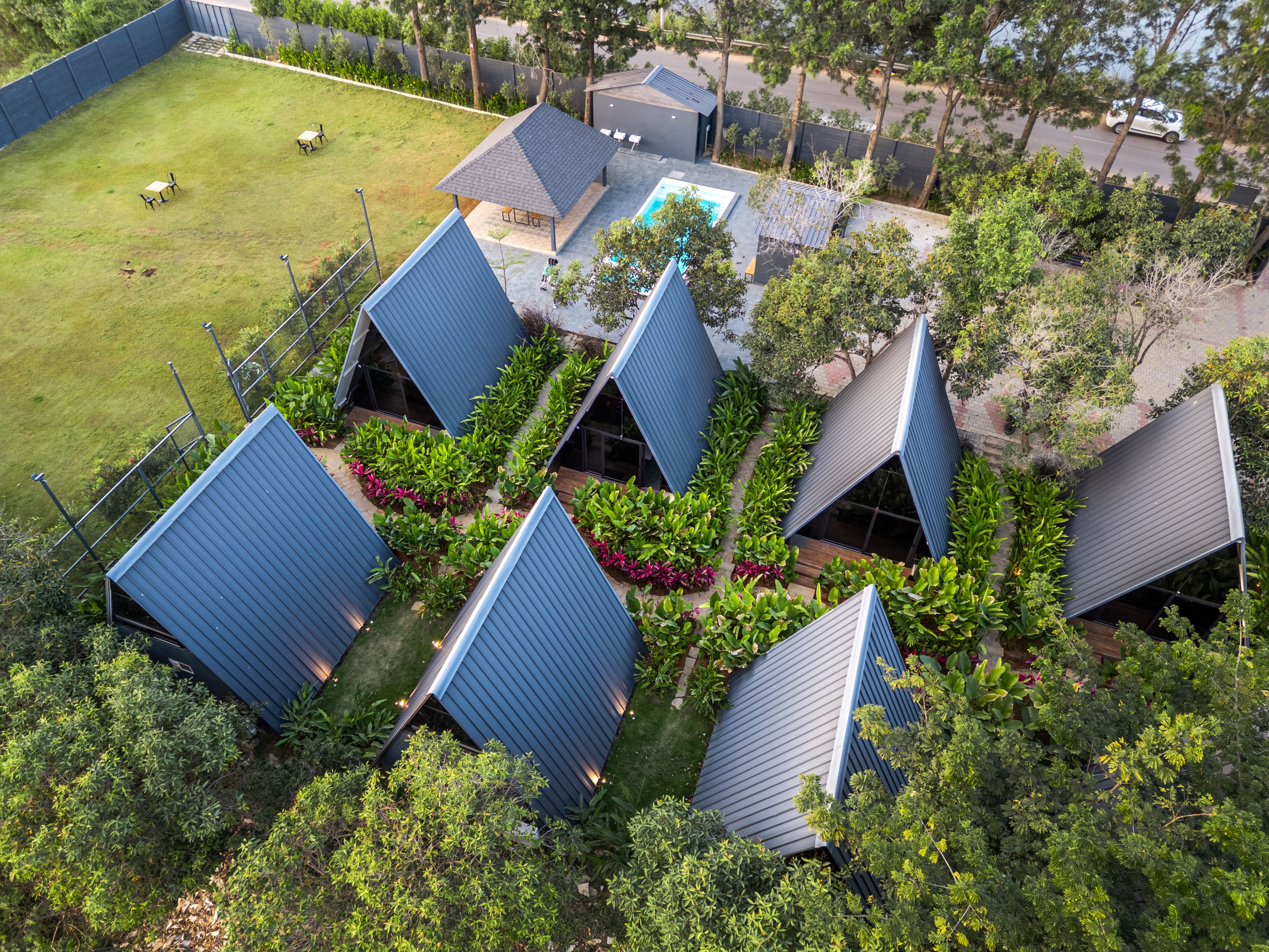 Inara Retreat | Serene Cottage with a Mezzanine Loft, Shared Pool, and Garden — photo 21