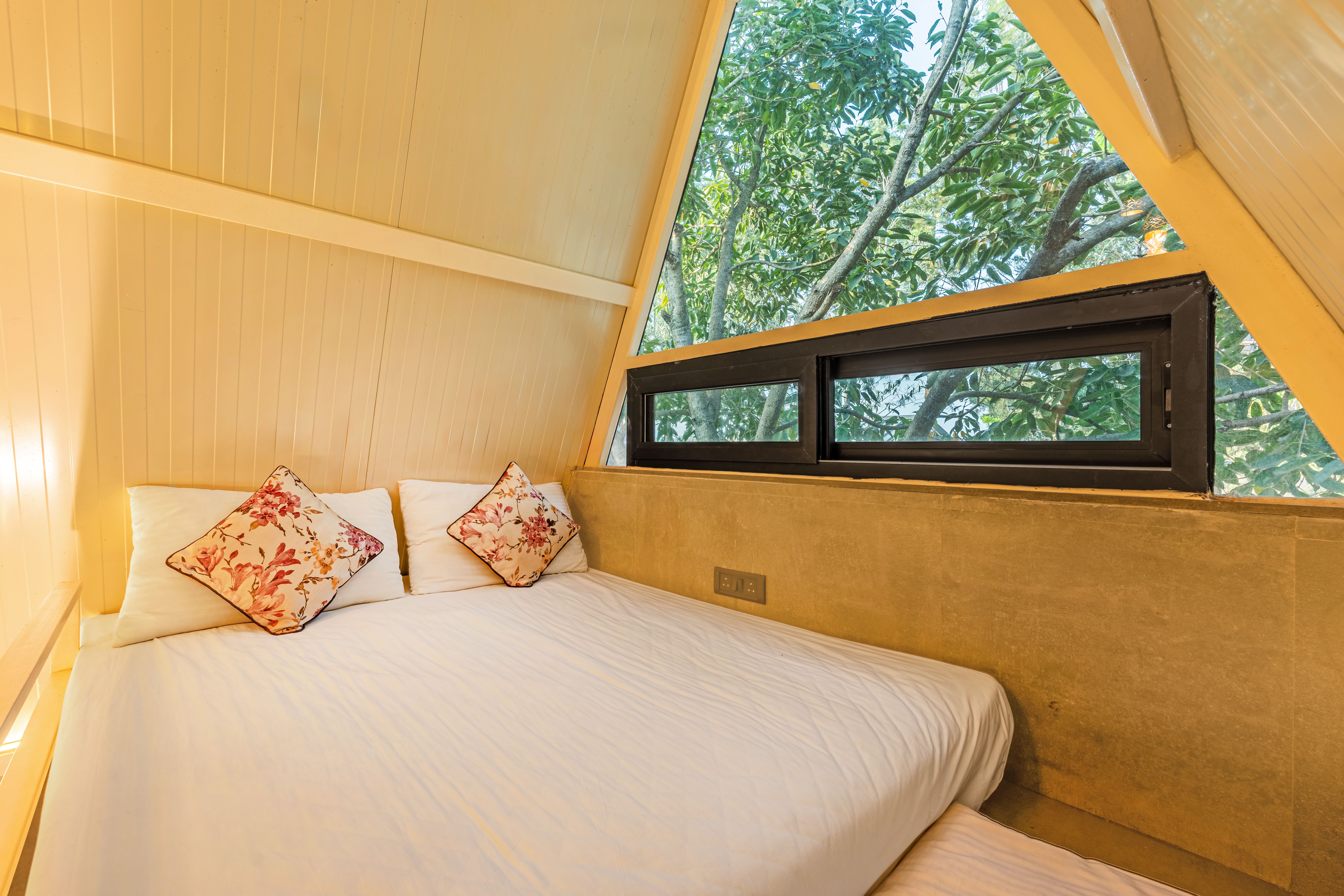 Inara Retreat | Serene Cottage with a Mezzanine Loft, Shared Pool, and Garden — photo 24