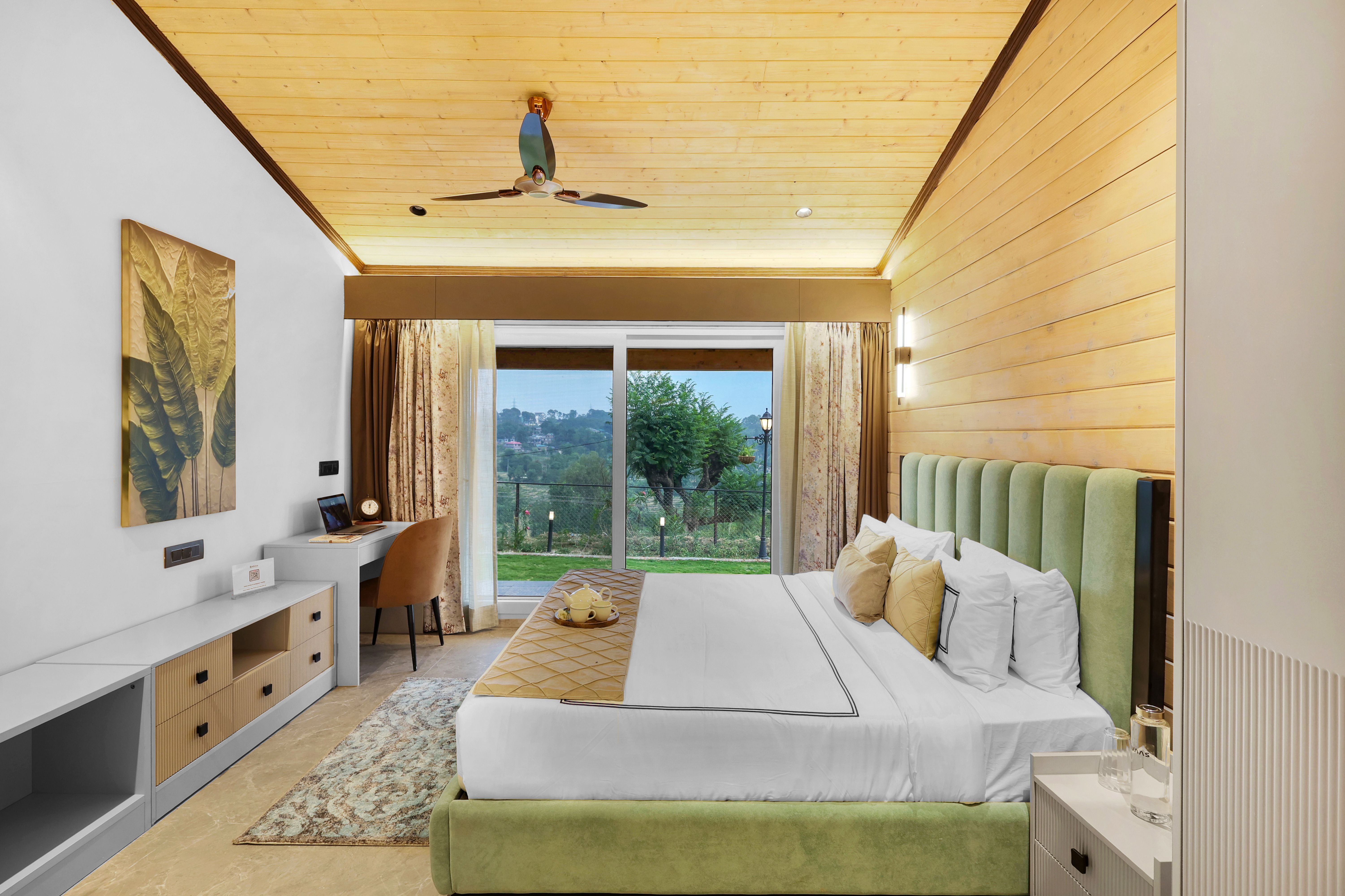 Esh Cottages Resort Moss | Hilltop 2-BHK Retreat with Open-air Jacuzzi, Shared Garden, Pool & Cosy Lounge — photo 18