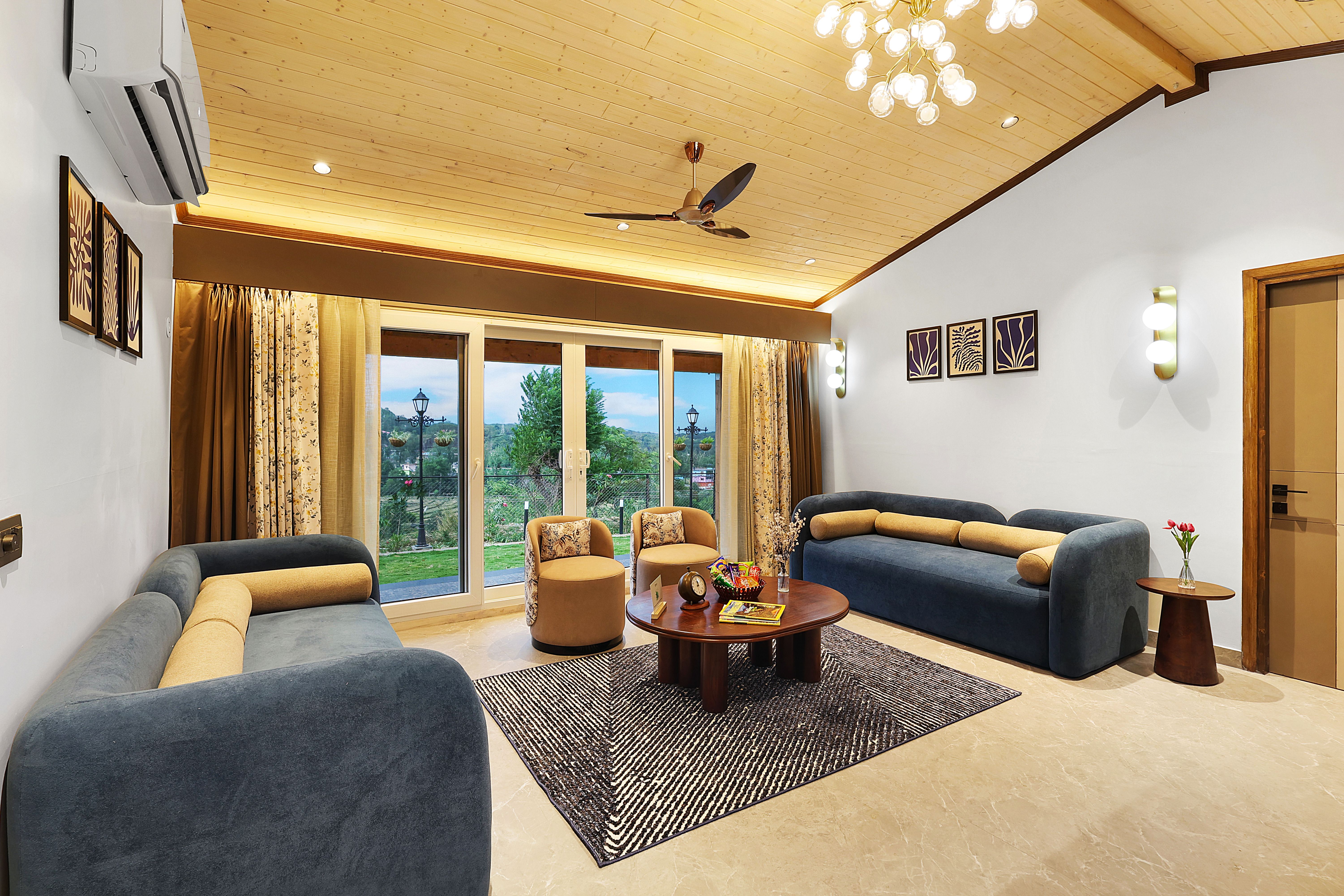 Esh Cottages Resort Moss | Hilltop 2-BHK Retreat with Open-air Jacuzzi, Shared Garden, Pool & Cosy Lounge — photo 26