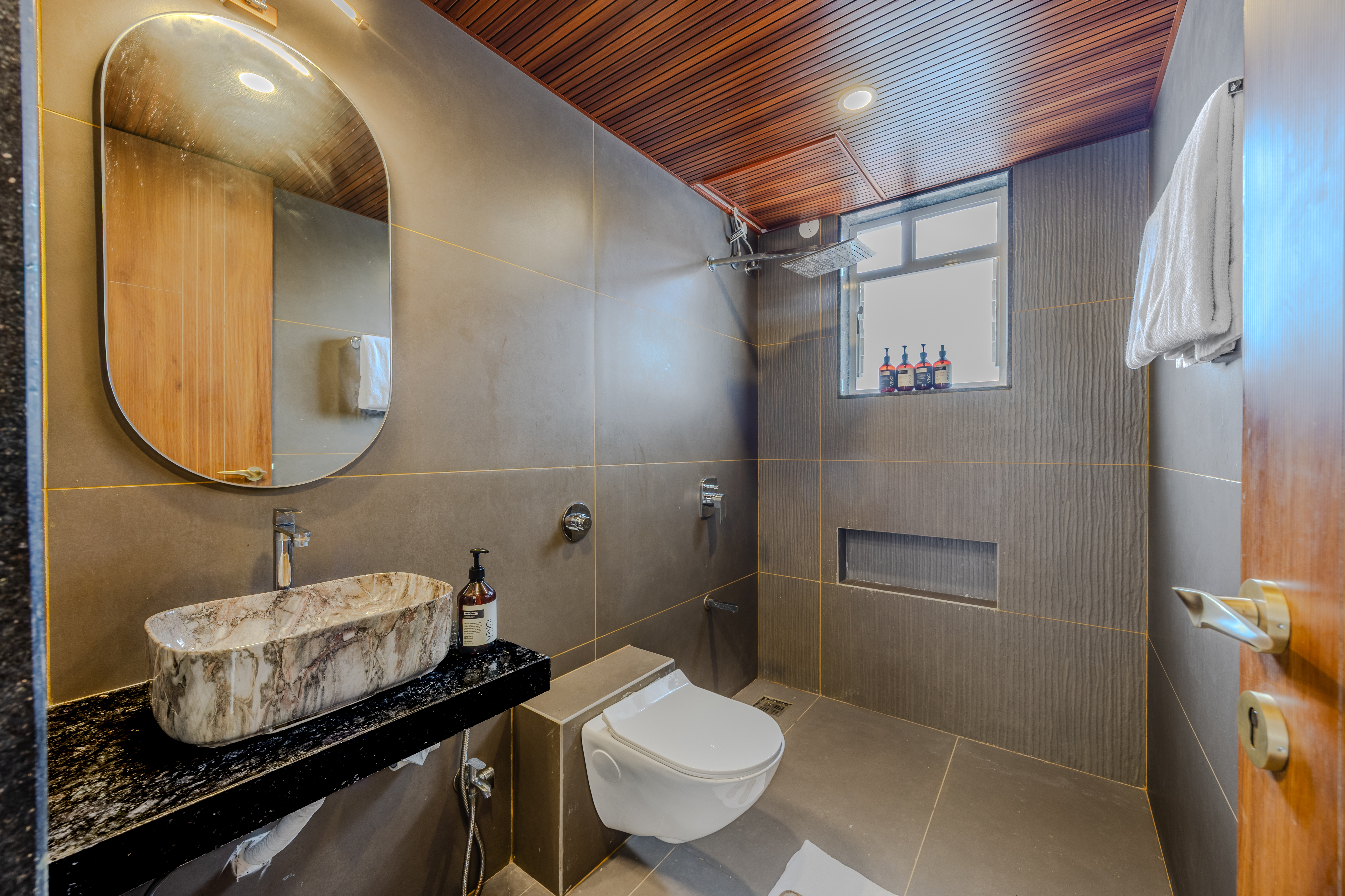 SK Villa | 4-BHK Retreat with Private Pool, Sit-Out & 360° Panoramic Views, Near Korigad Fort — photo 21