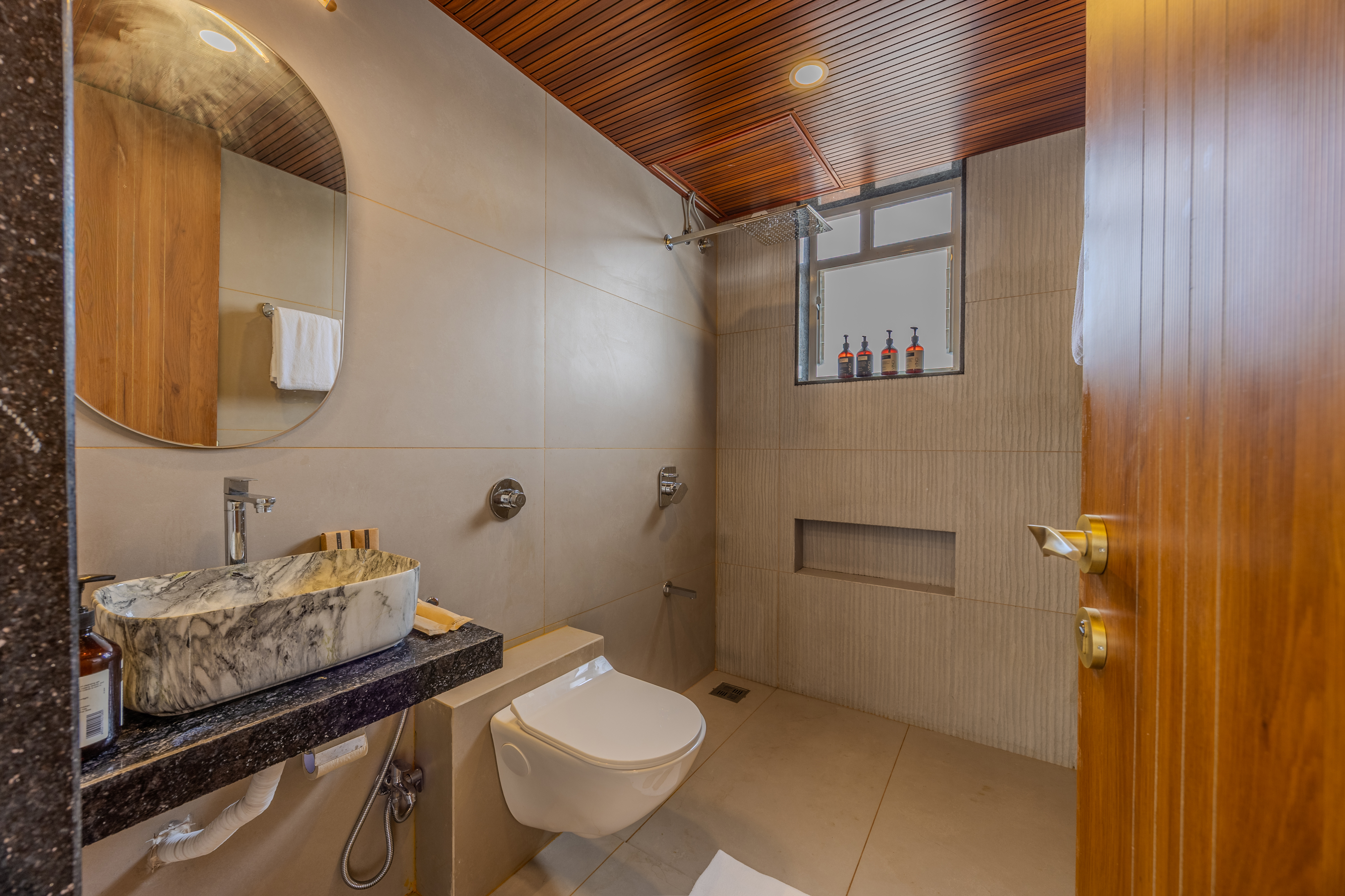 SK Villa | 4-BHK Retreat with Private Pool, Sit-Out & 360° Panoramic Views, Near Korigad Fort — photo 14