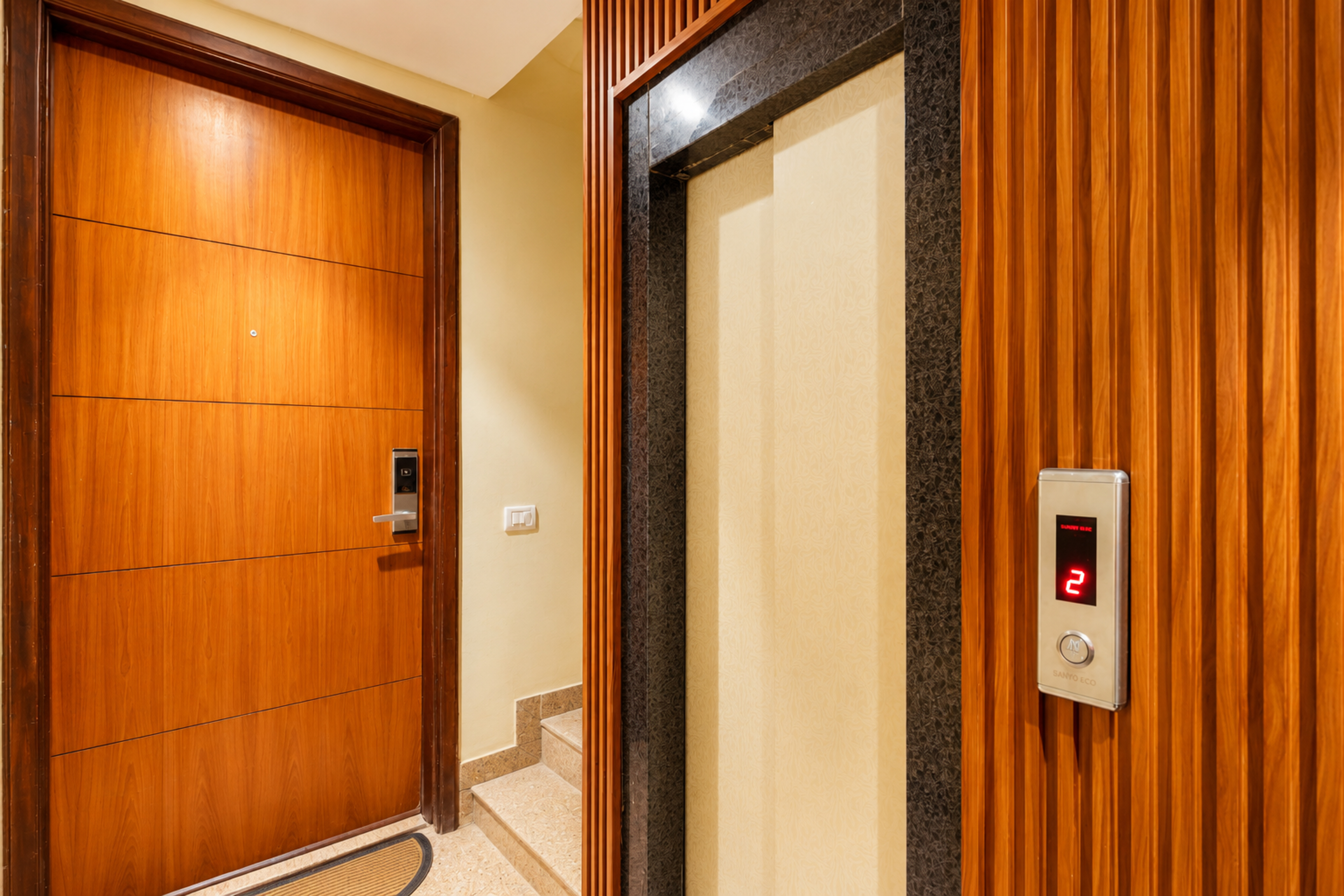 Spurce Holiday In Homestay | 2 BHK Pet-Friendly Valley-View Apartment with Lounge & Reception — photo 26