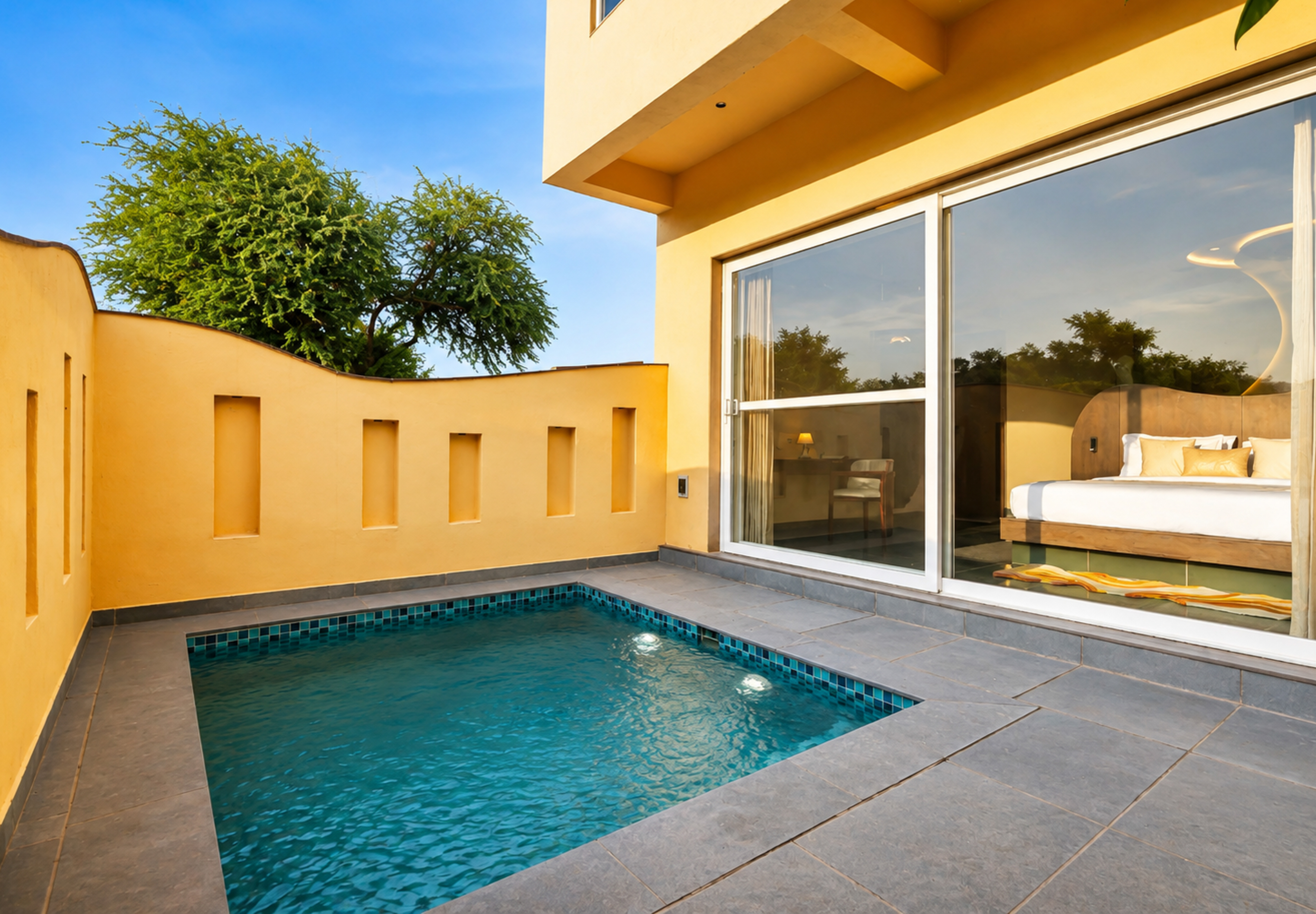 Raj Villas Astera | Pet-Friendly 1 room suite in a resort with pool and Aravalli Hills view — photo 2
