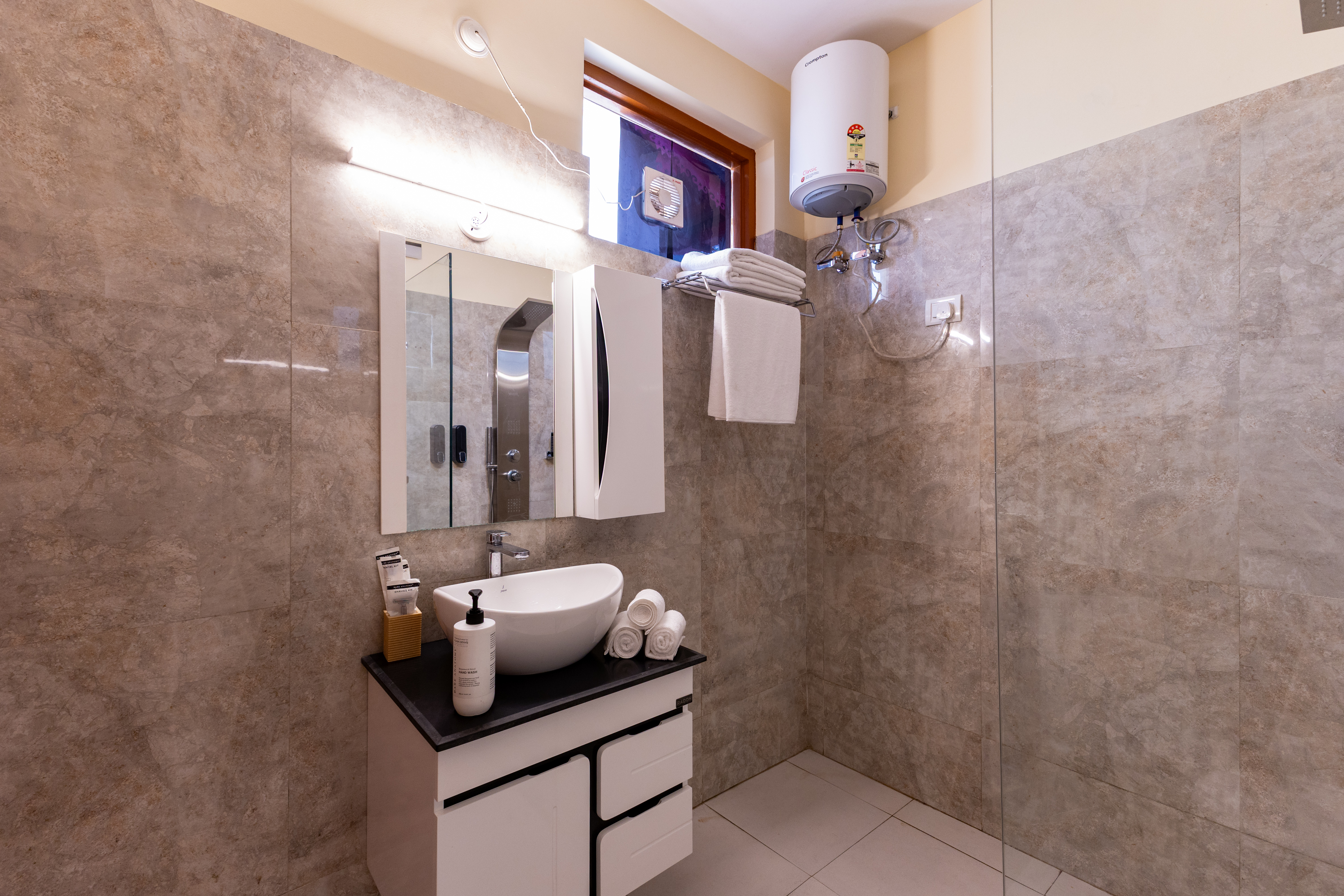 The Nakshatra | 3-BHK Villa With Lounge & Sit-Out Area Near Kainchi Dham & Other Popular Attractions — photo 17
