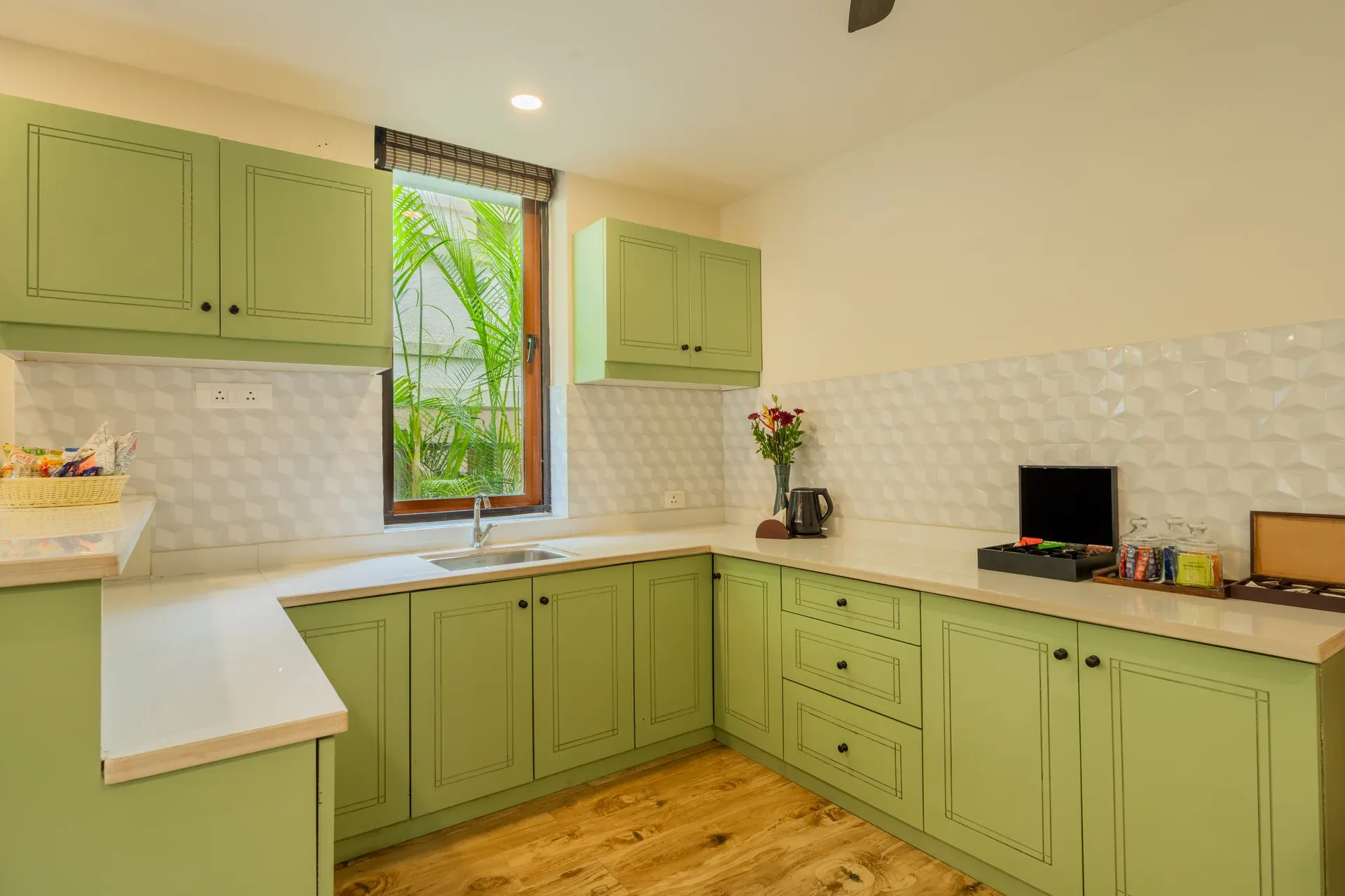 Villa Valerie | Pet-friendly 3-BHK Villa Near Popular Attractions With Pvt Pool & Bar — photo 15