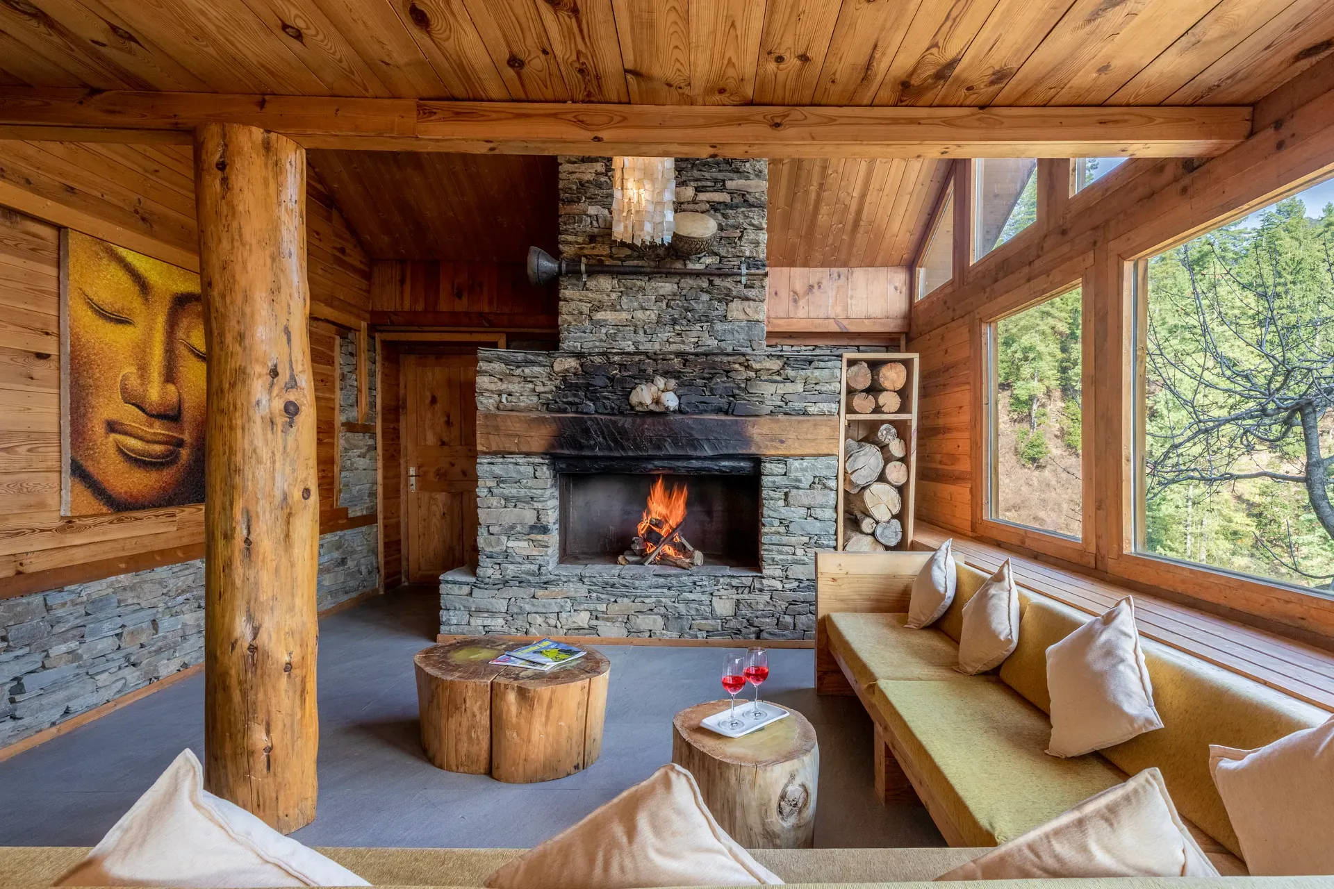 Skylounge | Pet-friendly Traditional 4-Bedroom Retreat With Sauna & Garden Near Haku Temple — photo 16