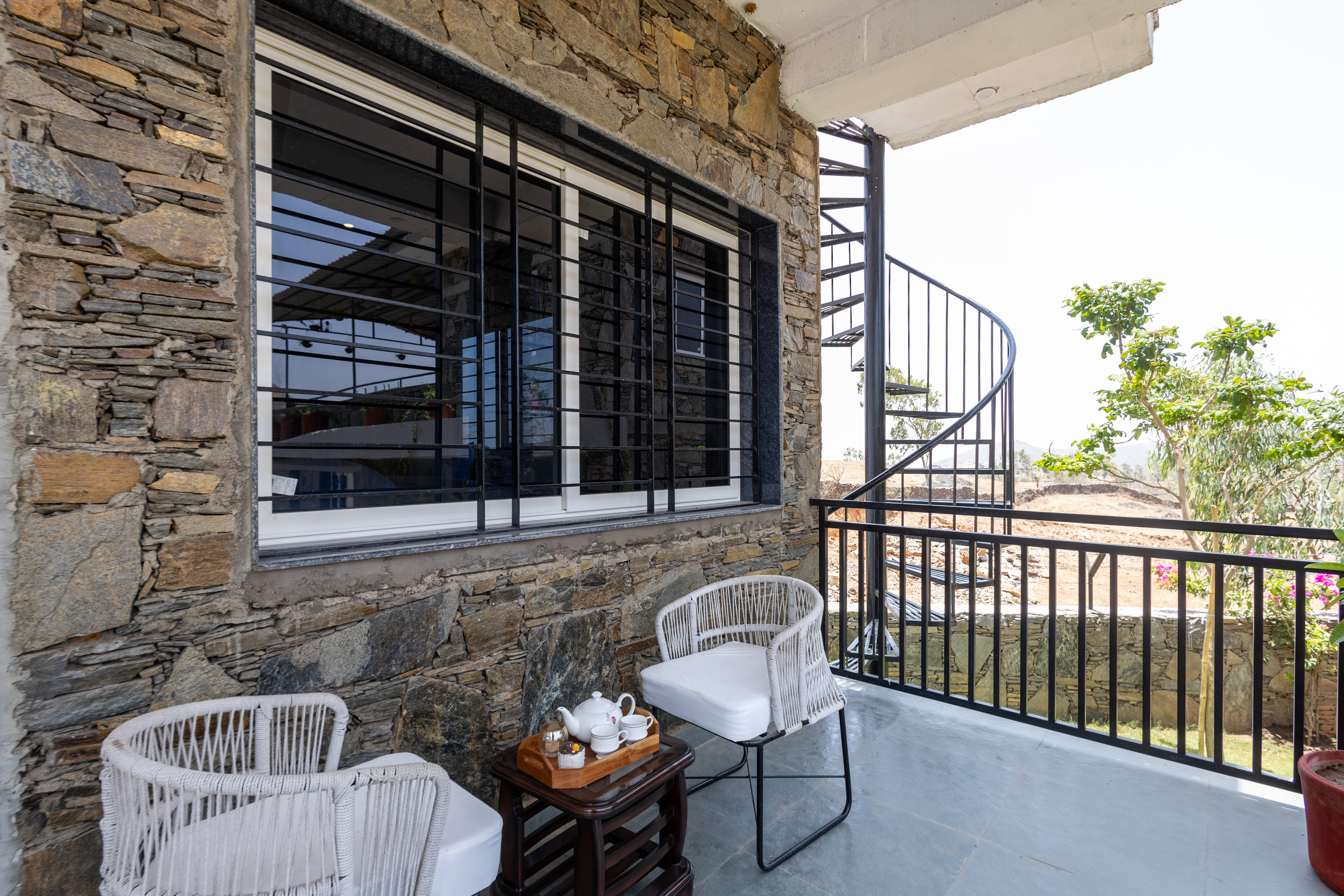The Monolith | 4 BHK Villa with Private Pool & Garden Lounge in Udaipur — photo 16
