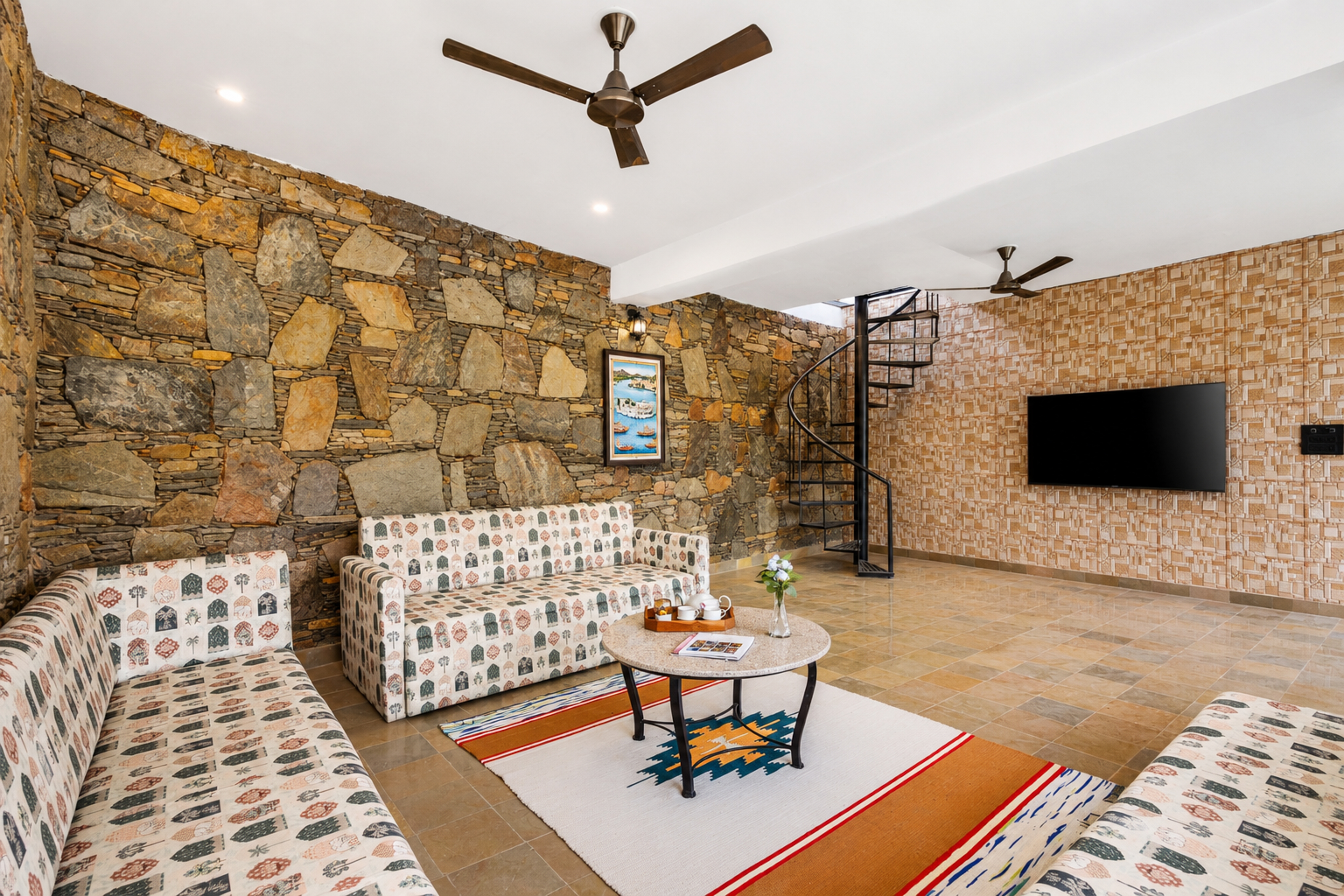 The Monolith | 4 BHK Villa with Private Pool & Garden Lounge in Udaipur — photo 6
