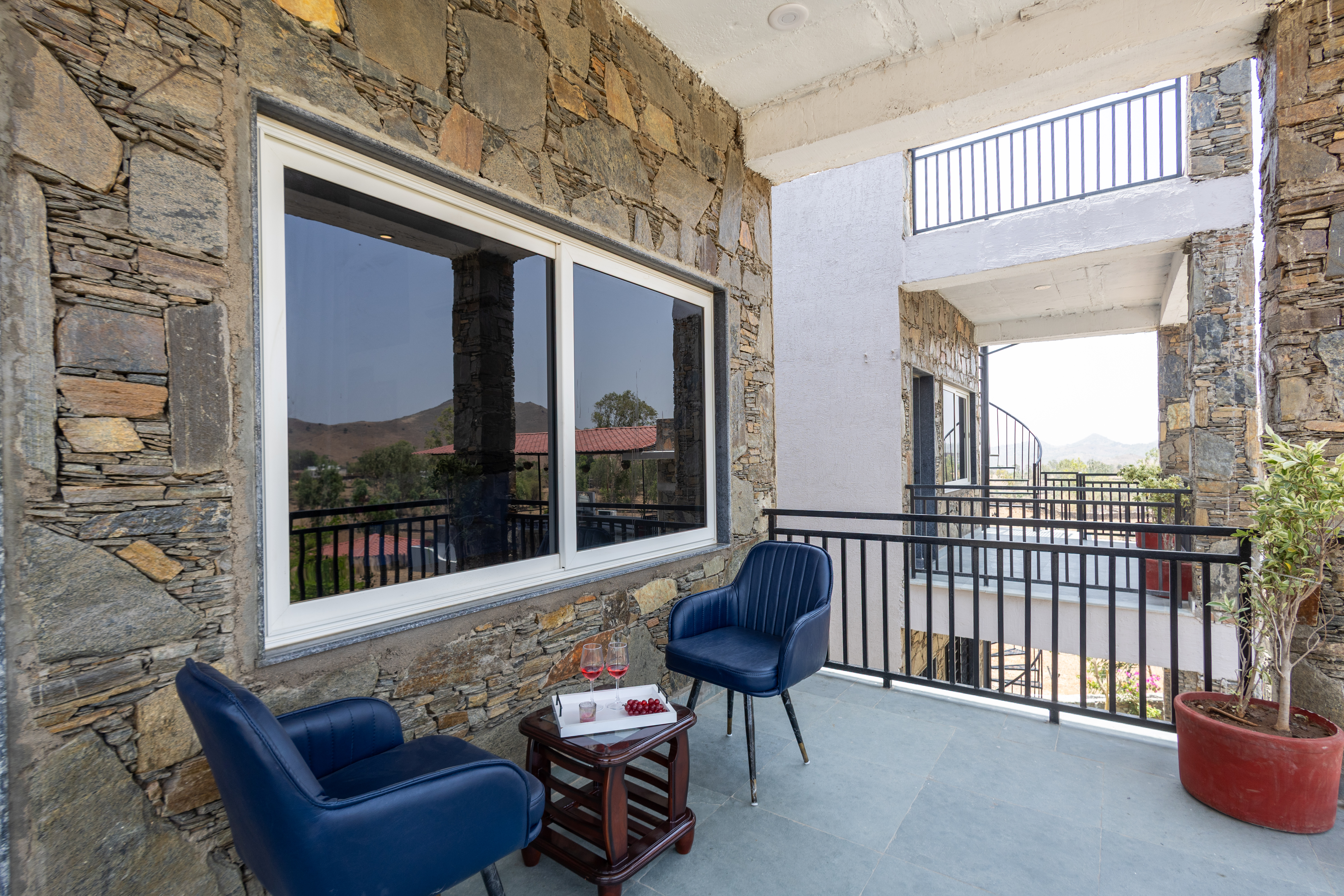 The Monolith | 4 BHK Villa with Private Pool & Garden Lounge in Udaipur — photo 22