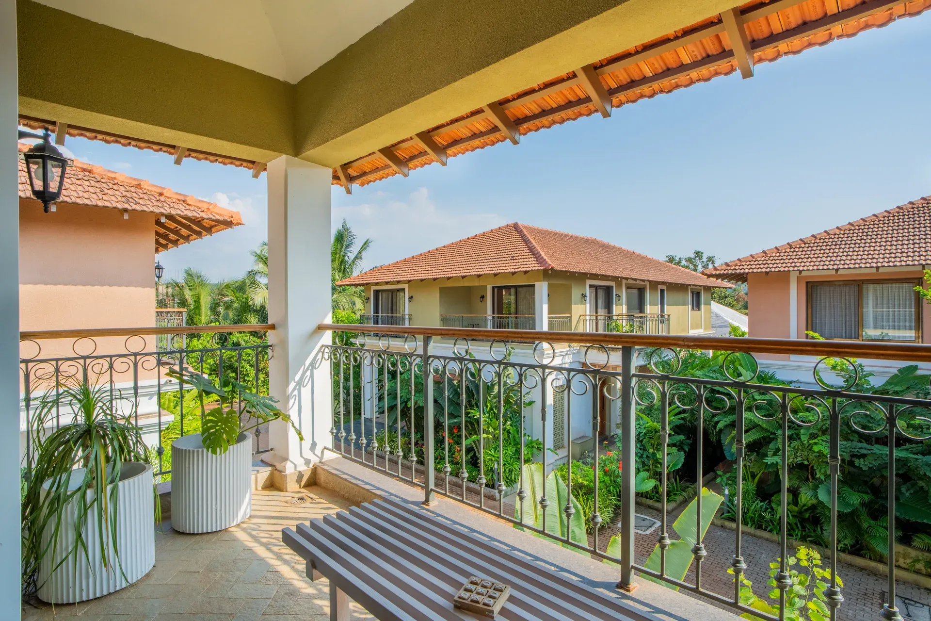 Villa Euphoria | 4-BHK | Pvt Pool | Ent. Lounge — photo 10
