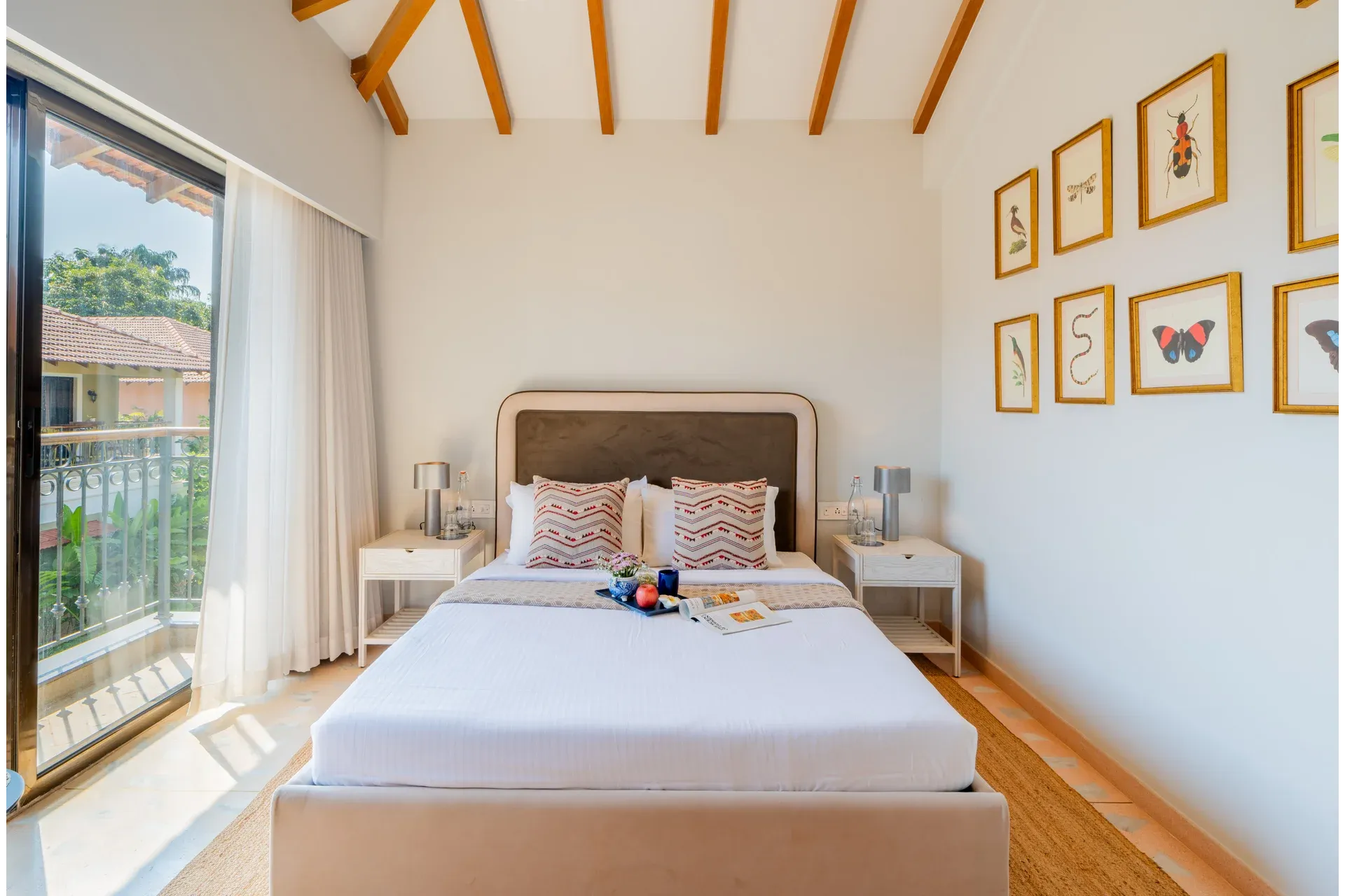 Villa Euphoria | 4-BHK | Pvt Pool | Ent. Lounge — photo 5