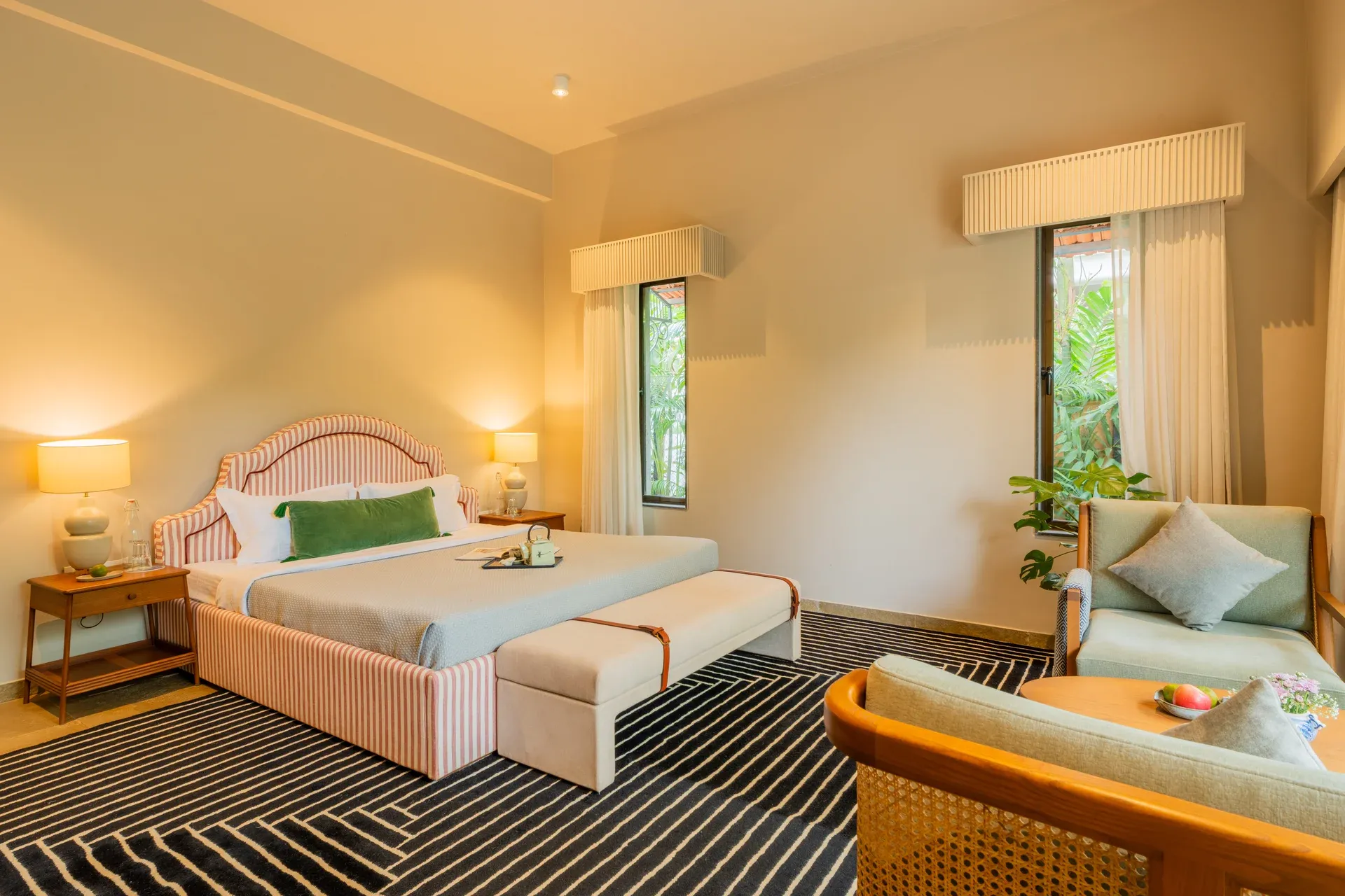 Villa Euphoria | 4-BHK | Pvt Pool | Ent. Lounge — photo 6