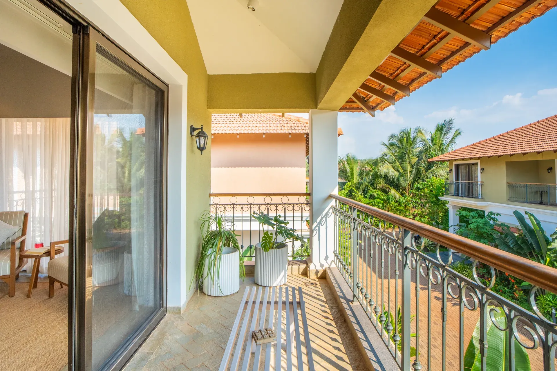 Villa Euphoria | 4-BHK | Pvt Pool | Ent. Lounge — photo 13