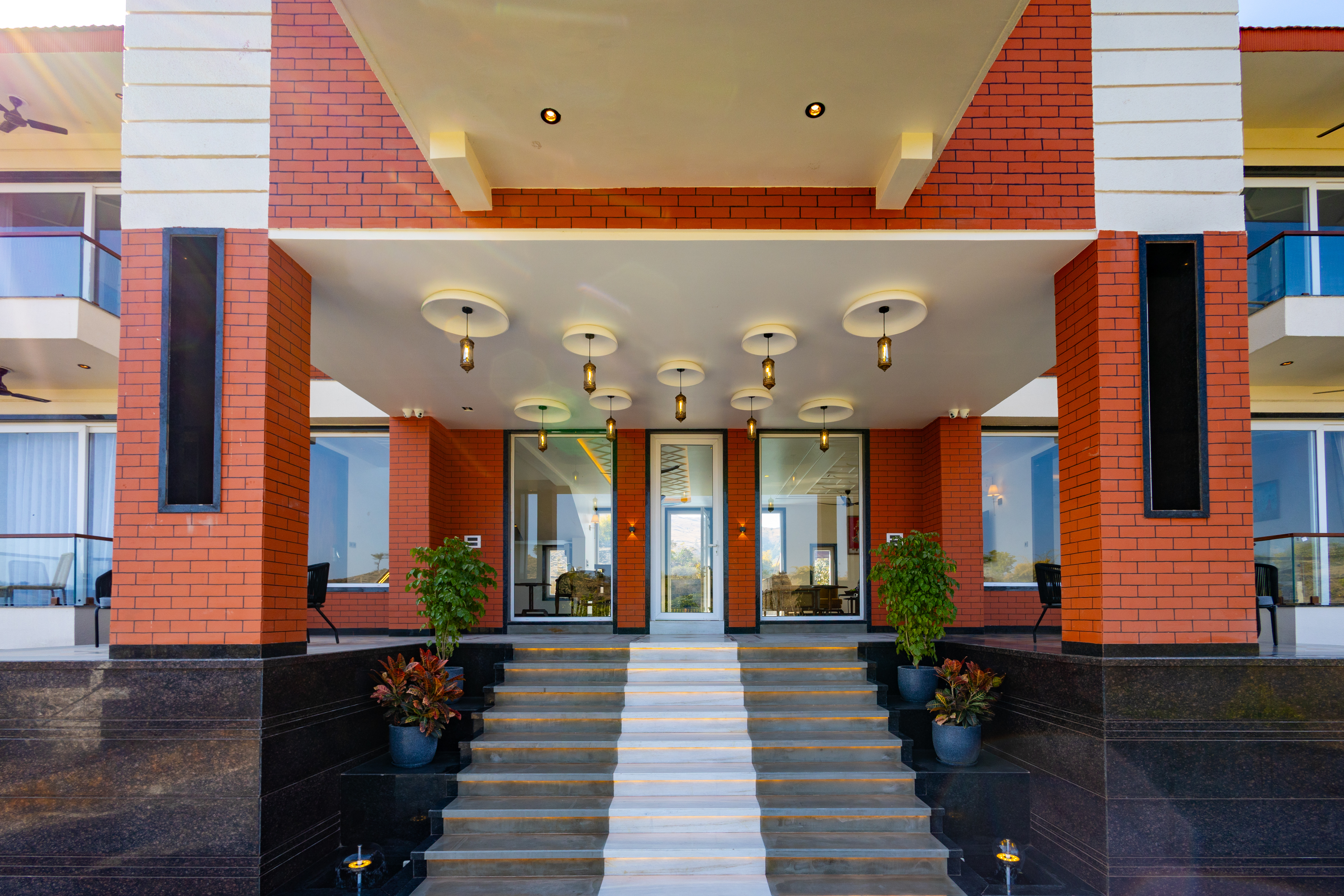 Godan Terra Nook | 1-Room Suite With Private Balcony In an Expansive Estate — photo 22