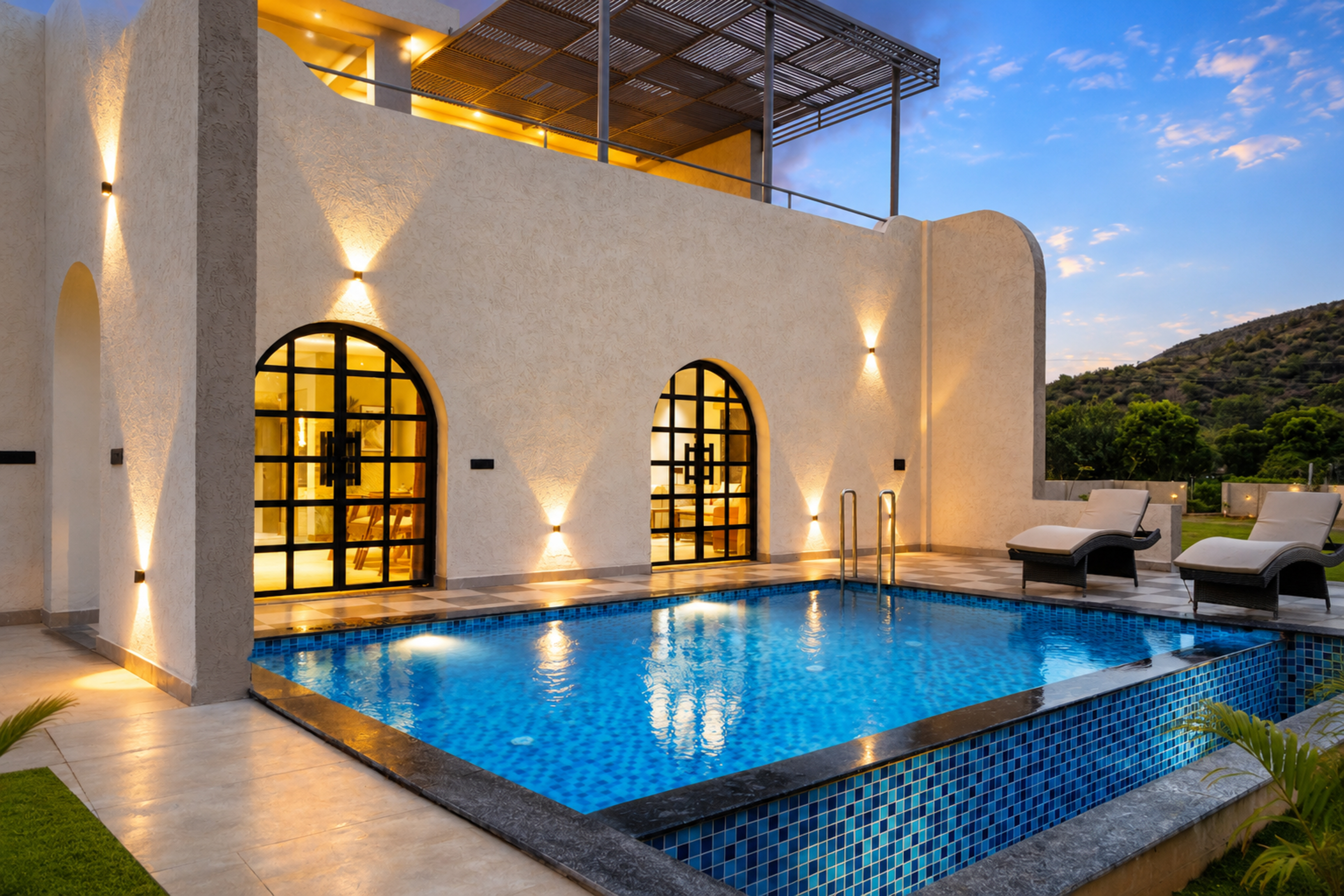 Belvedere Villa | Chic 4-BHK Retreat with Pool, Bar & Landscaped Garden — photo 7