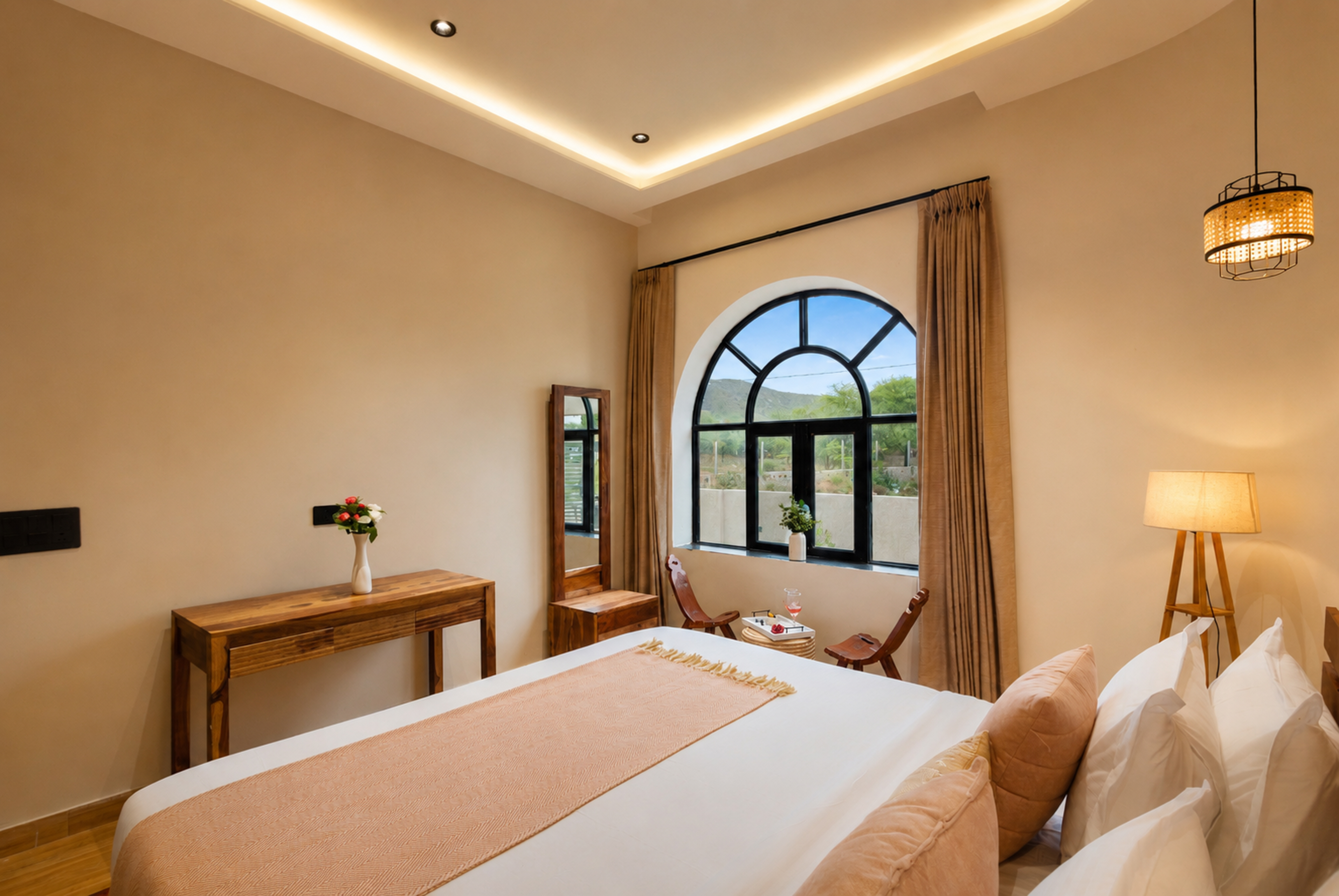 Belvedere Villa | Chic 4-BHK Retreat with Pool, Bar & Landscaped Garden — photo 10