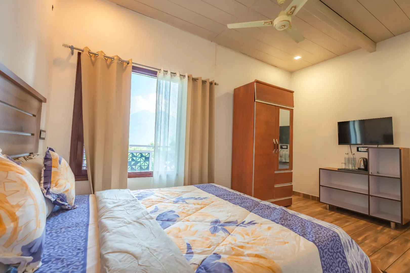7 BHK Villa with Pool — photo 25
