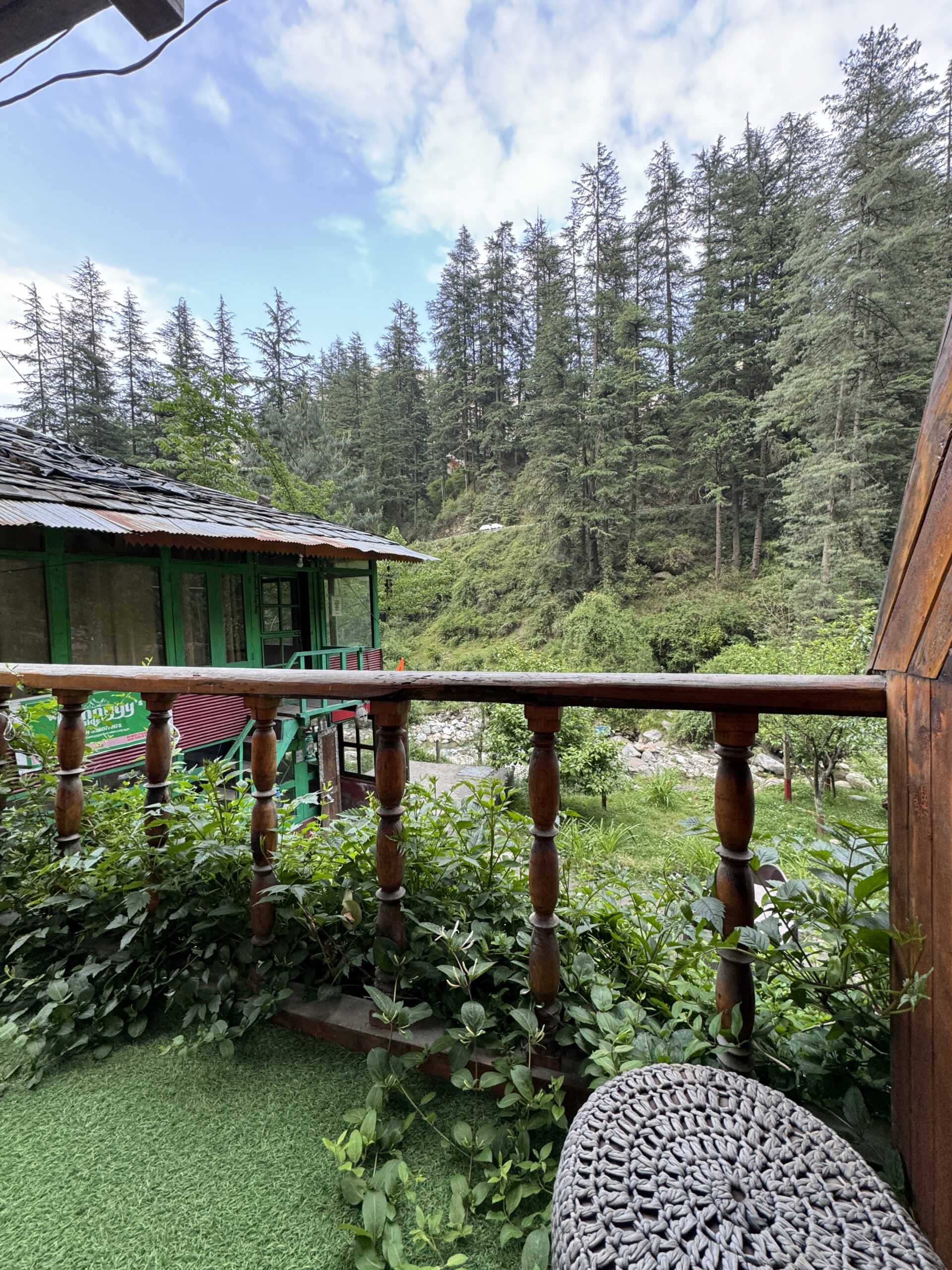 Cottages by the Jibhi River