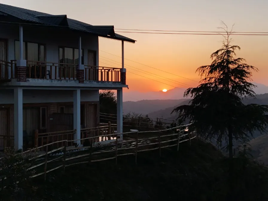 Duplex Cottage Stay in Chakrata Hills — photo 5