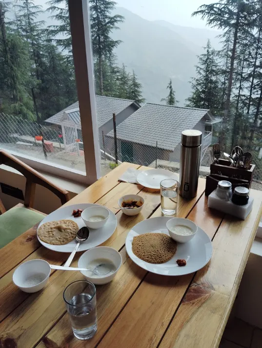 Elegant Rooms with Balcony & Himalayan View — photo 6