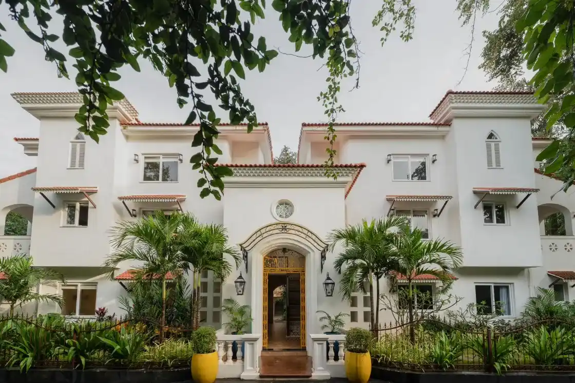 3 BHK Duplex in Assagao | Private Jacuzzi & Pool Access — photo 2