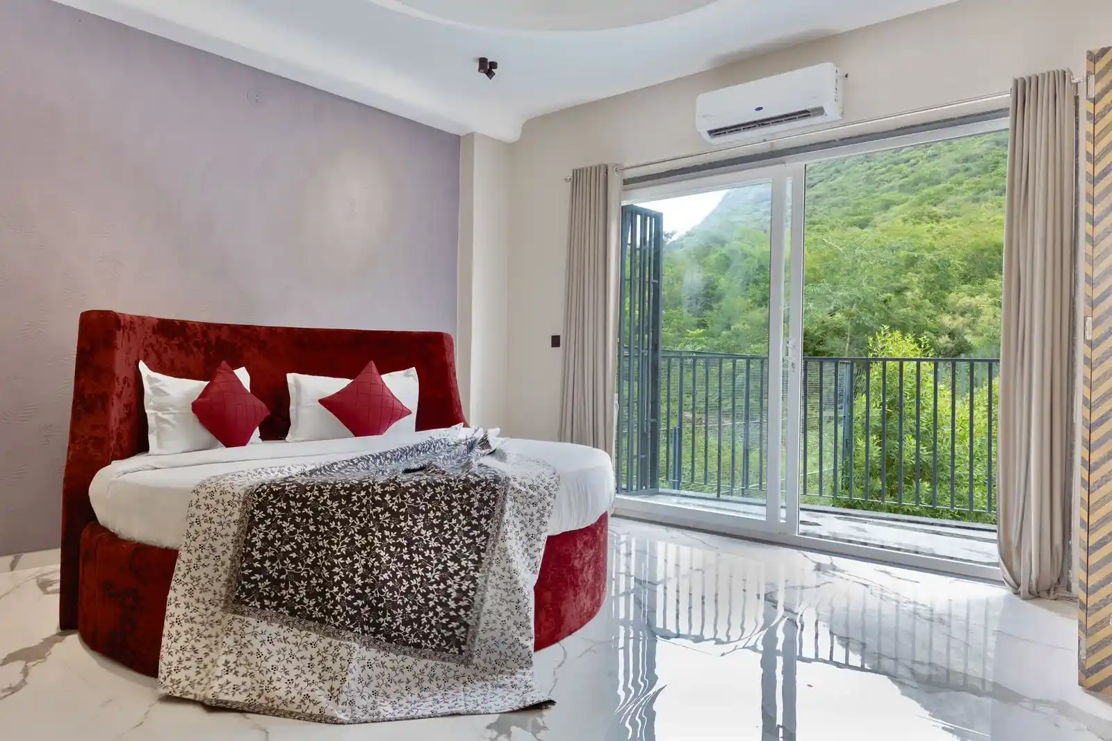 Private Pool Villa with Garden & Hill View — photo 3