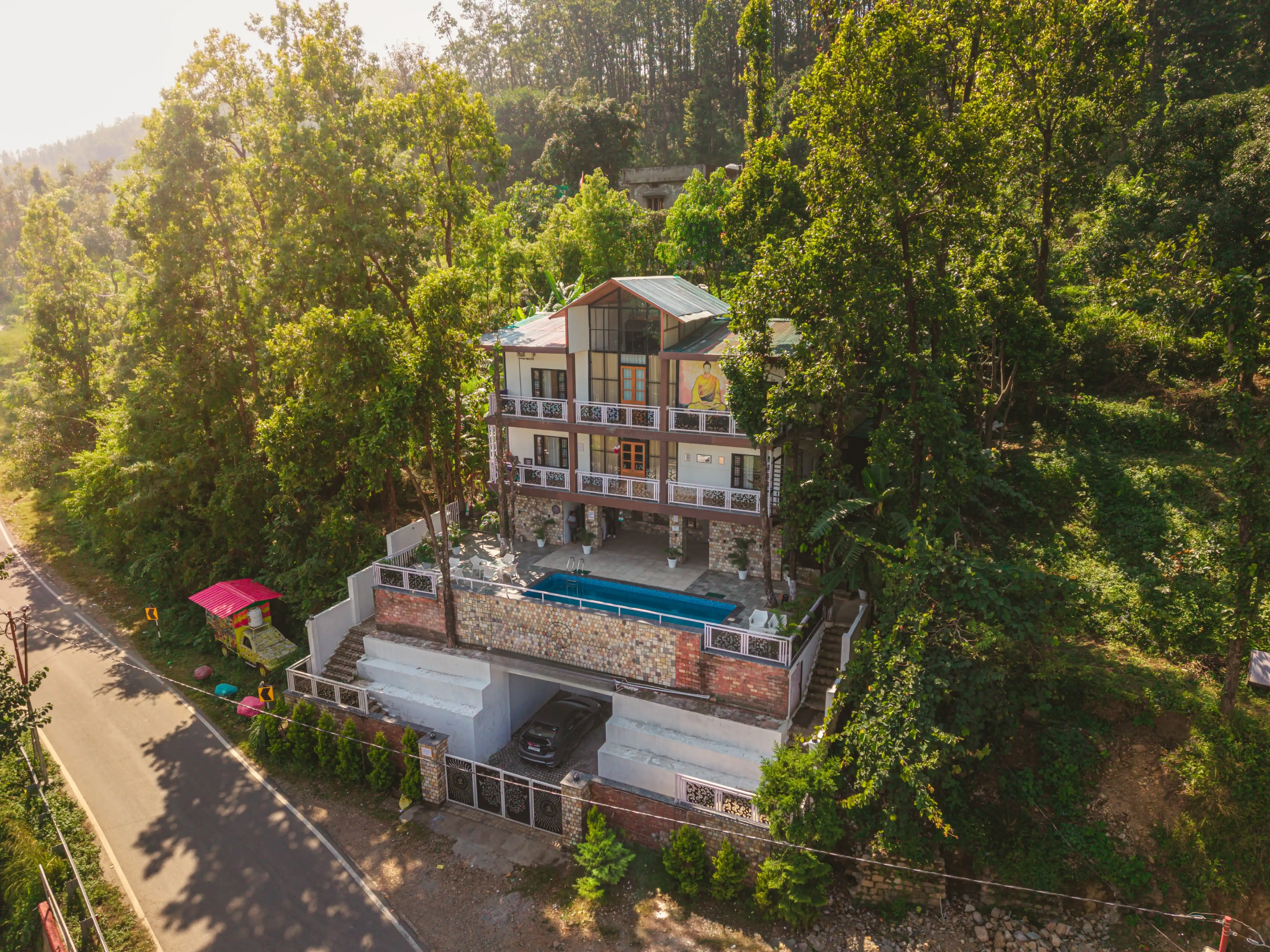 7 BHK Villa with Pool