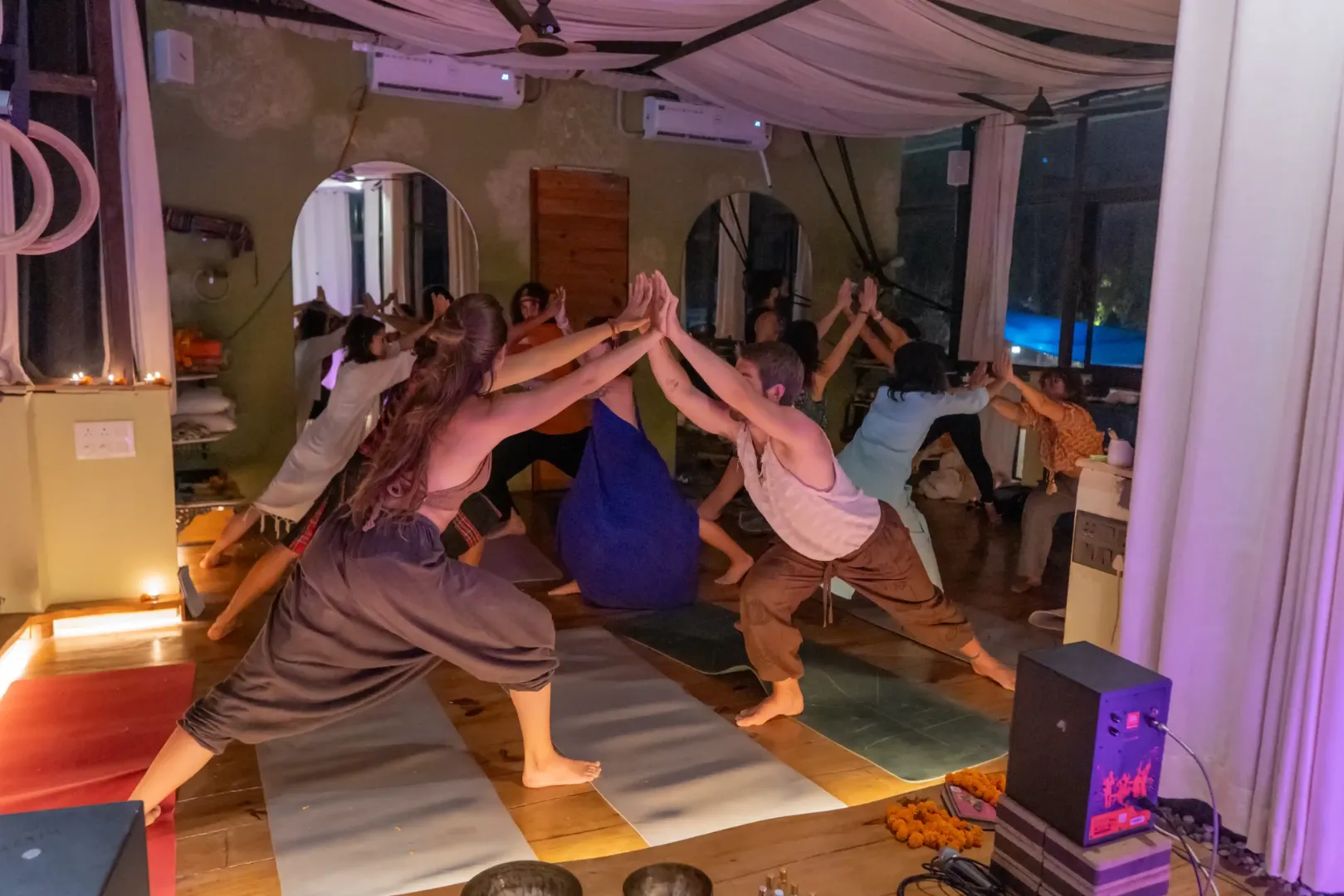 Yoga & Wellness retreat - Mountain View Family Room