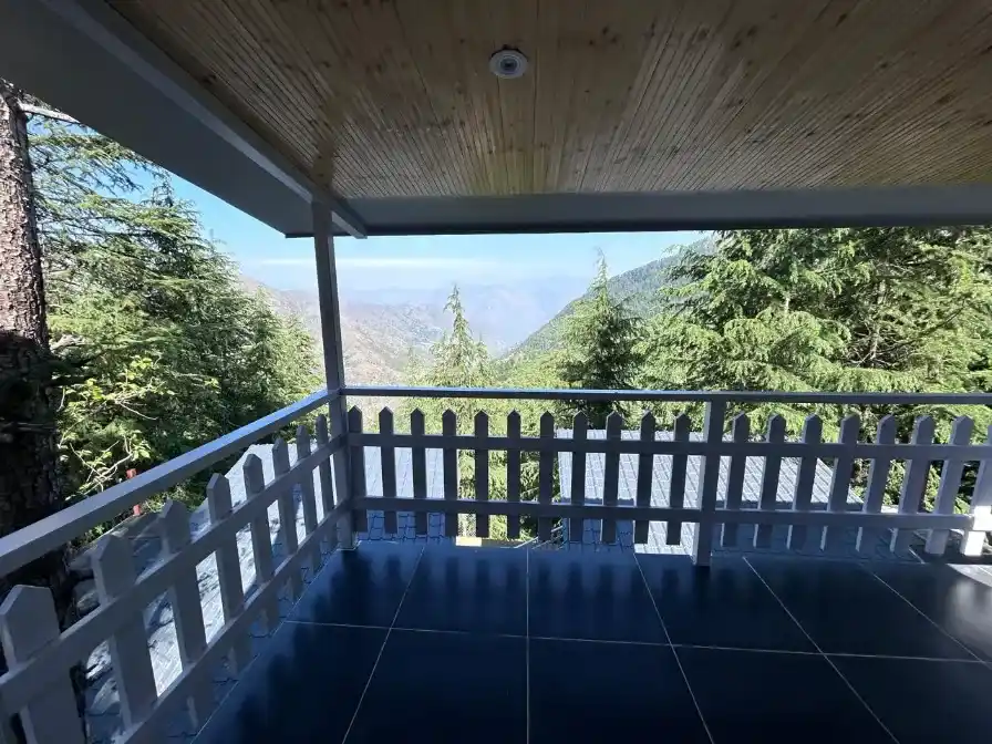 Elegant Rooms with Balcony & Himalayan View — photo 10